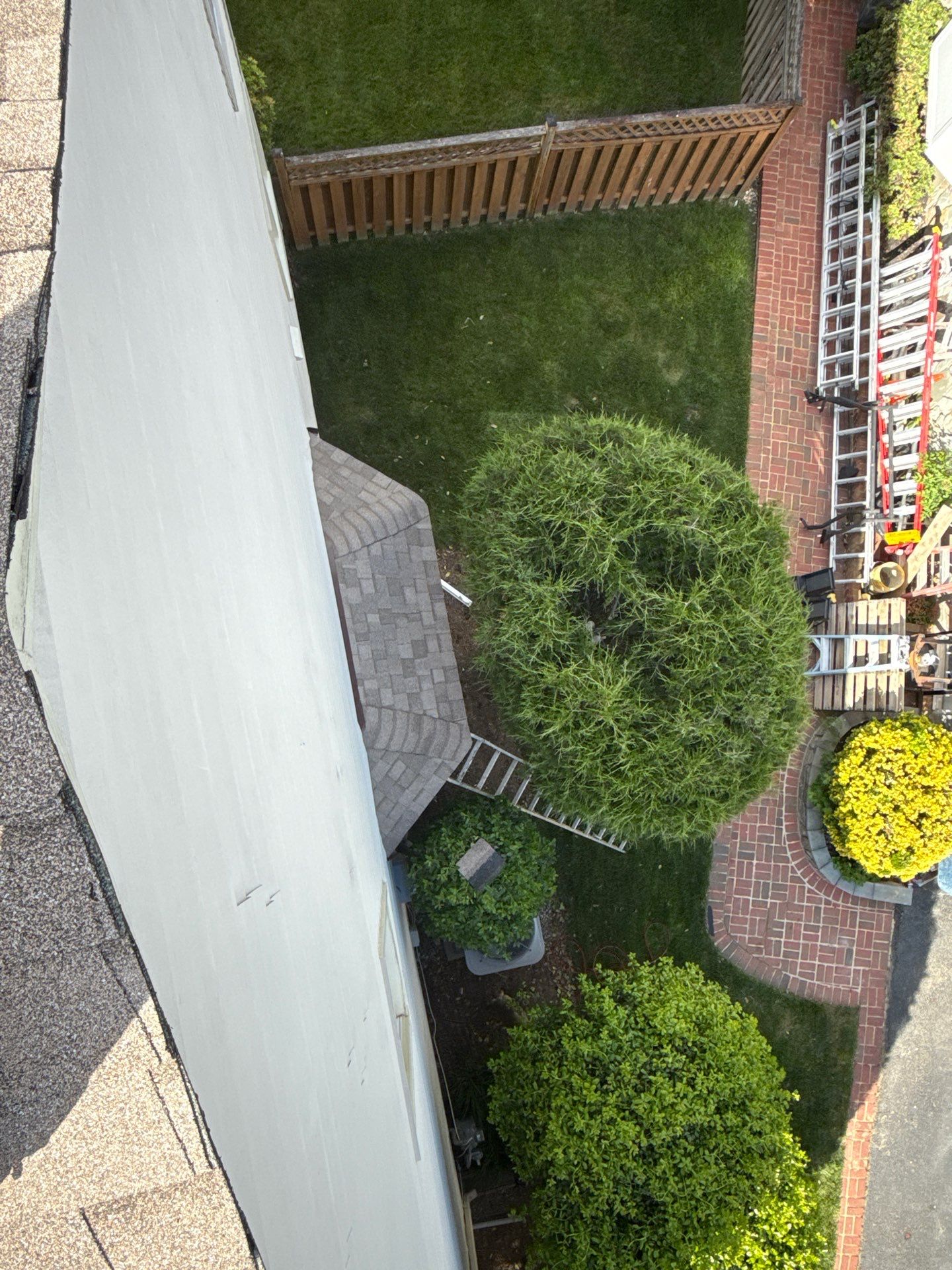 Fairfax: Residential Roof Replacement with CertainTeed Landmark Shingles in Sunrise Cedar by RM Banning, Inc.