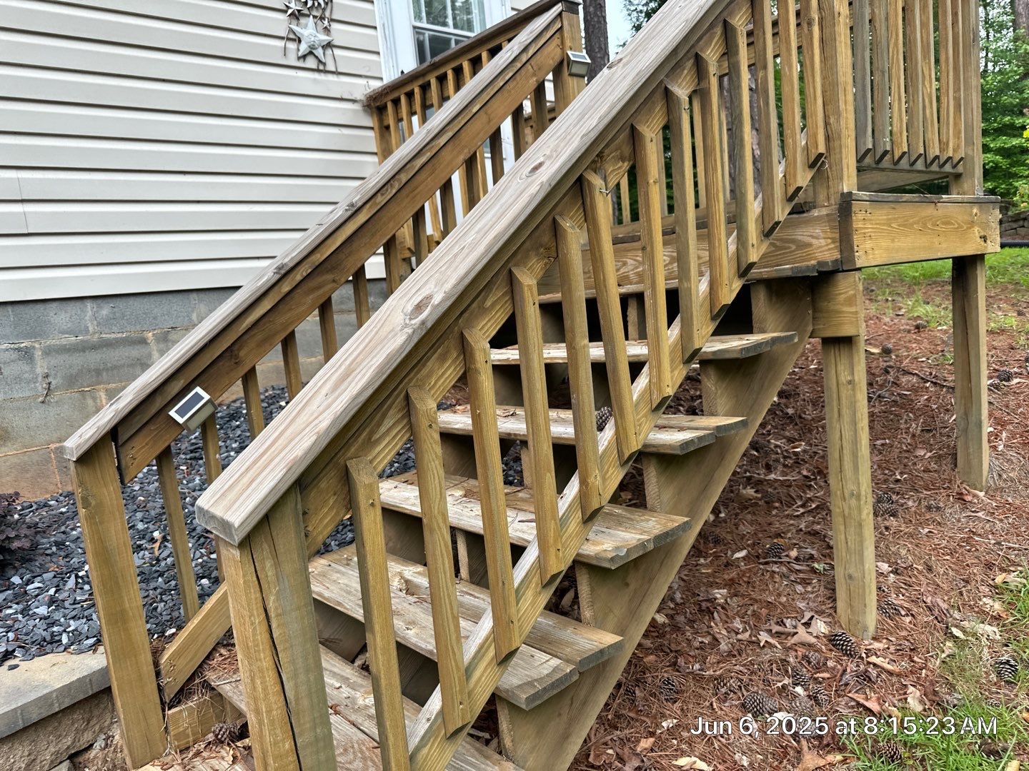 Wood Deck using Wood Sealant by DuraSeal