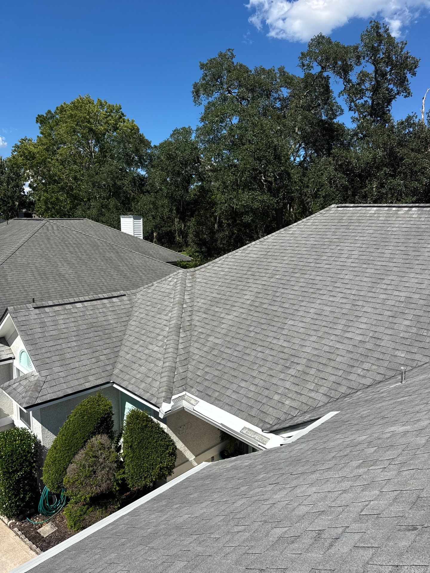 Gray Architectural Shingle Roof Replacement for Orange Park Residence by Avenue Roofing