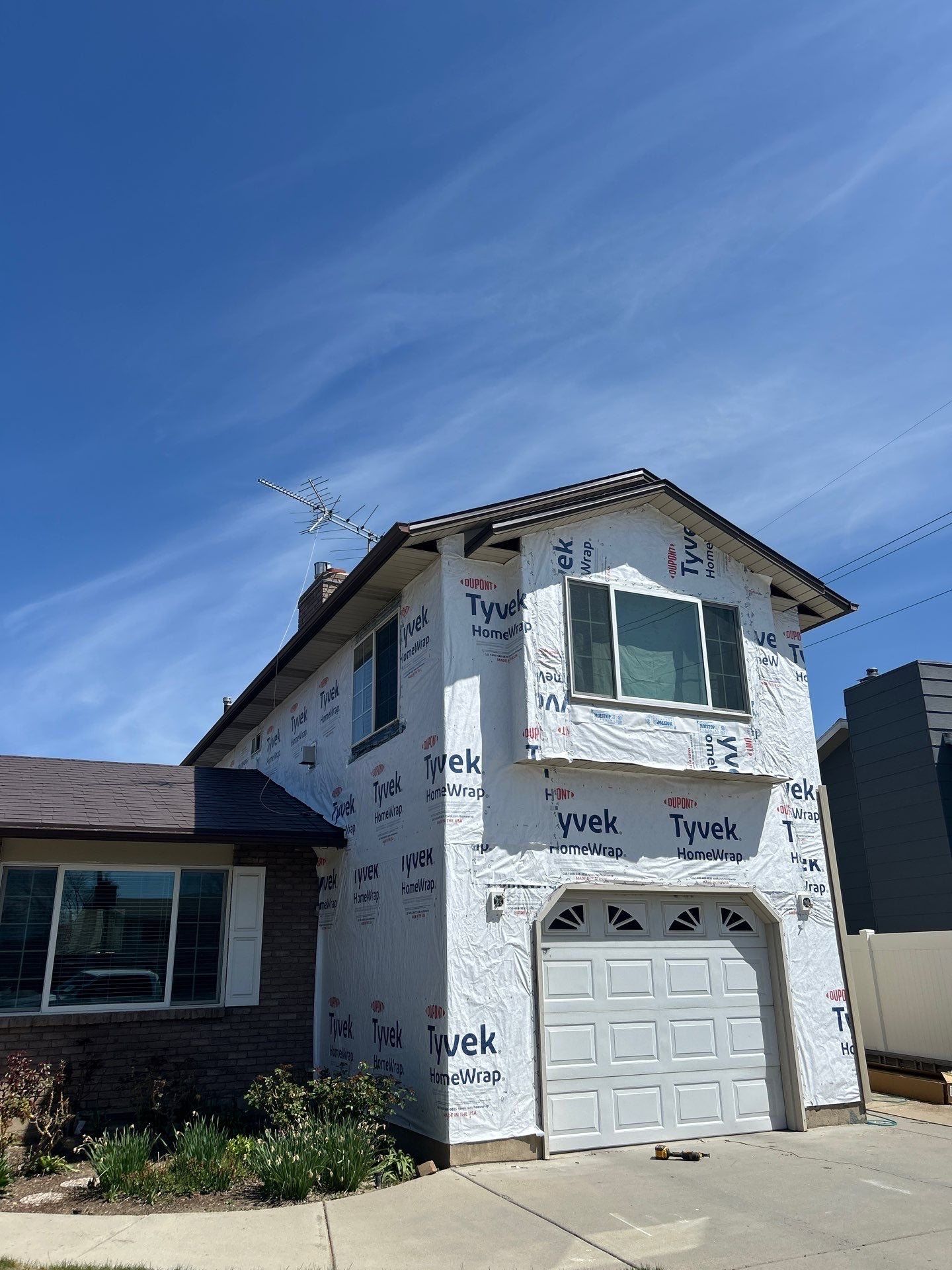 Orem | Complete Aluminum-to-Vinyl Facelift | Solid Wicker by Ideal Siding Utah