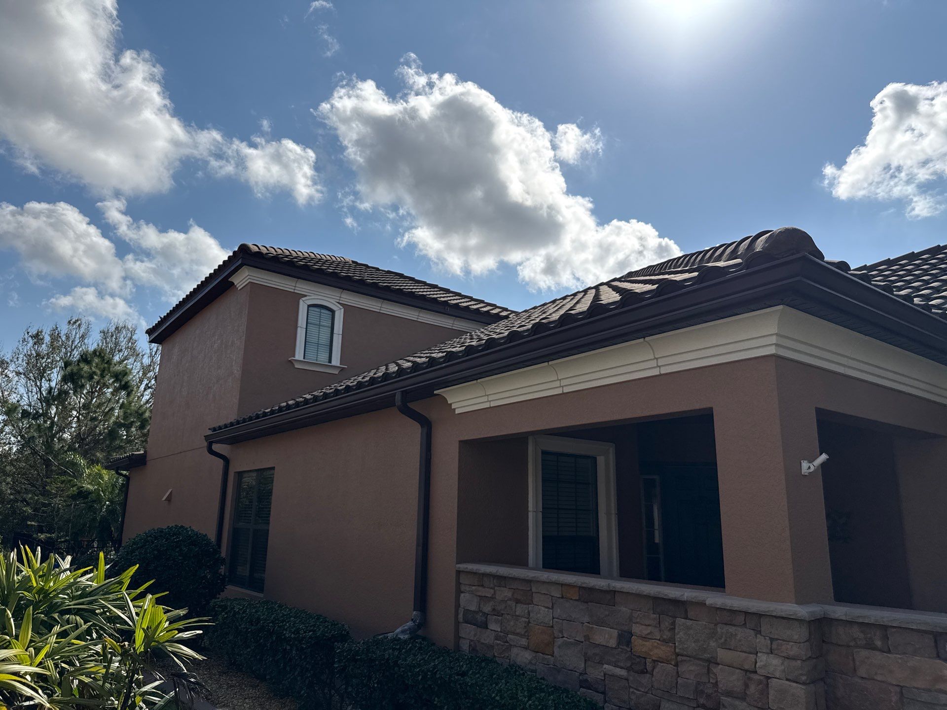Tile Roof & Pool Deck Cleaning in Artisan Lakes Esplanade, Palmetto, FL – Sunshine AquaWash by Sunshine AquaWash