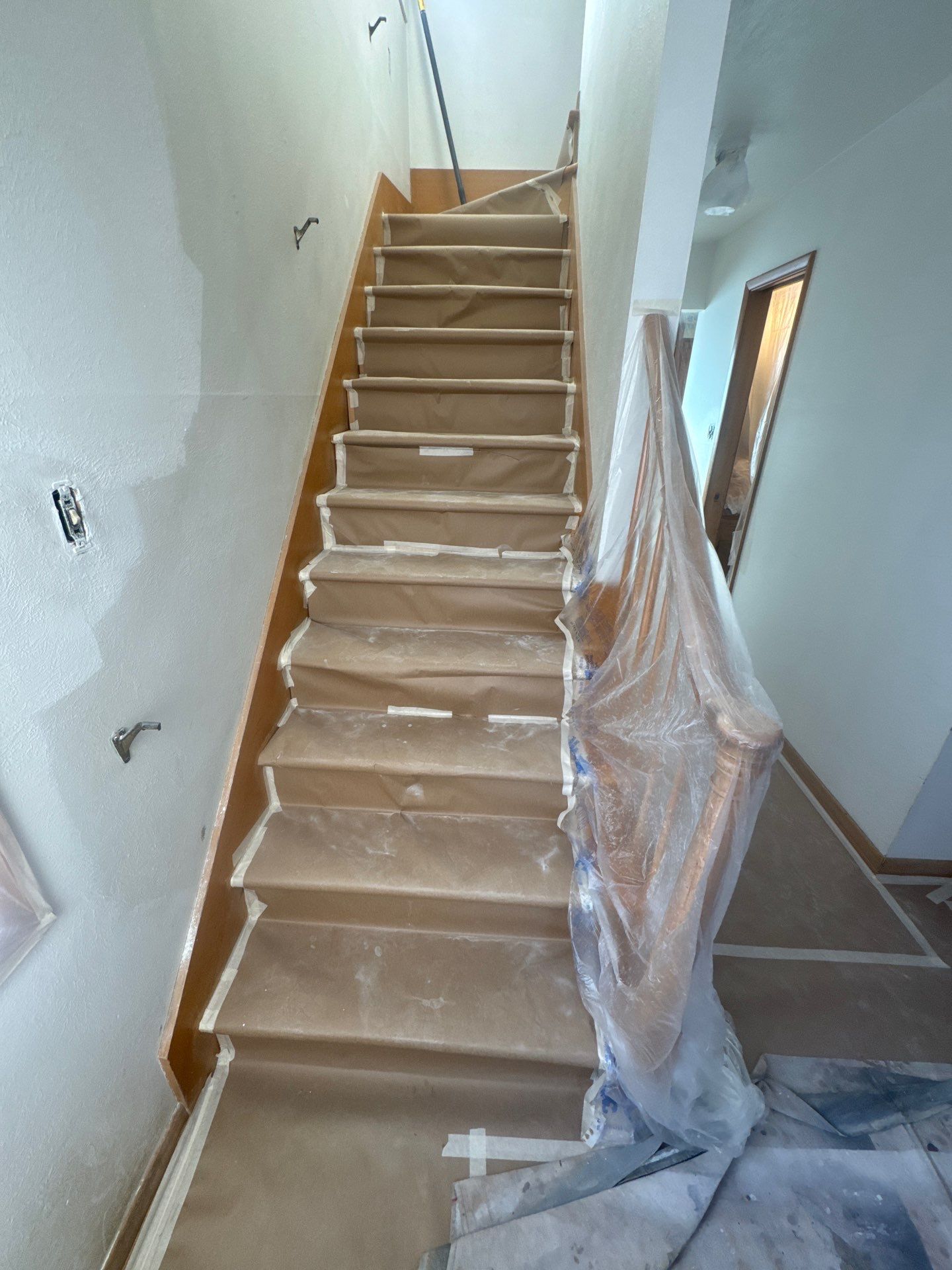 Full Interior Repaint to put the house up for sale by Midwest Paint LLC