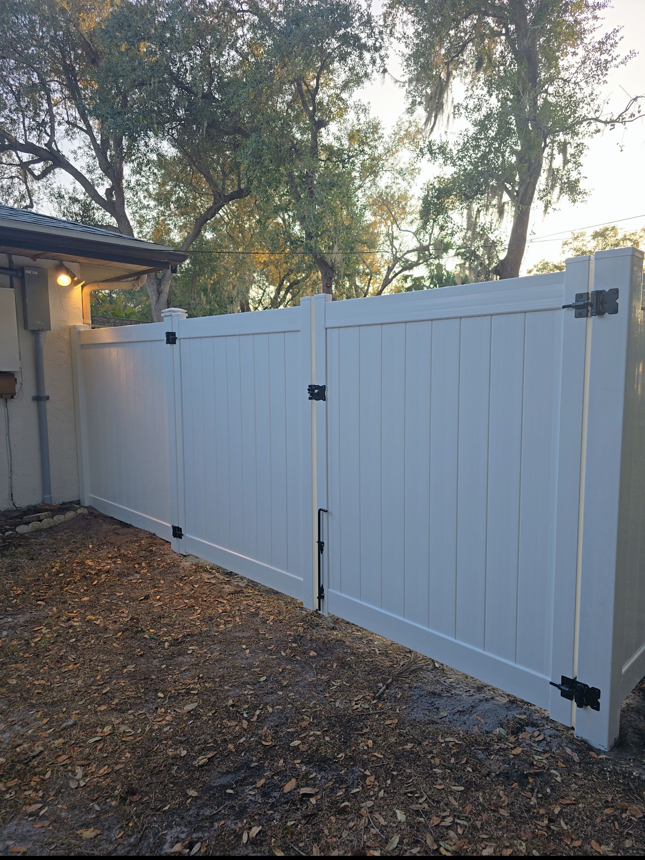 White Vinyl Fence in Port Charlotte by True Fence LLC
