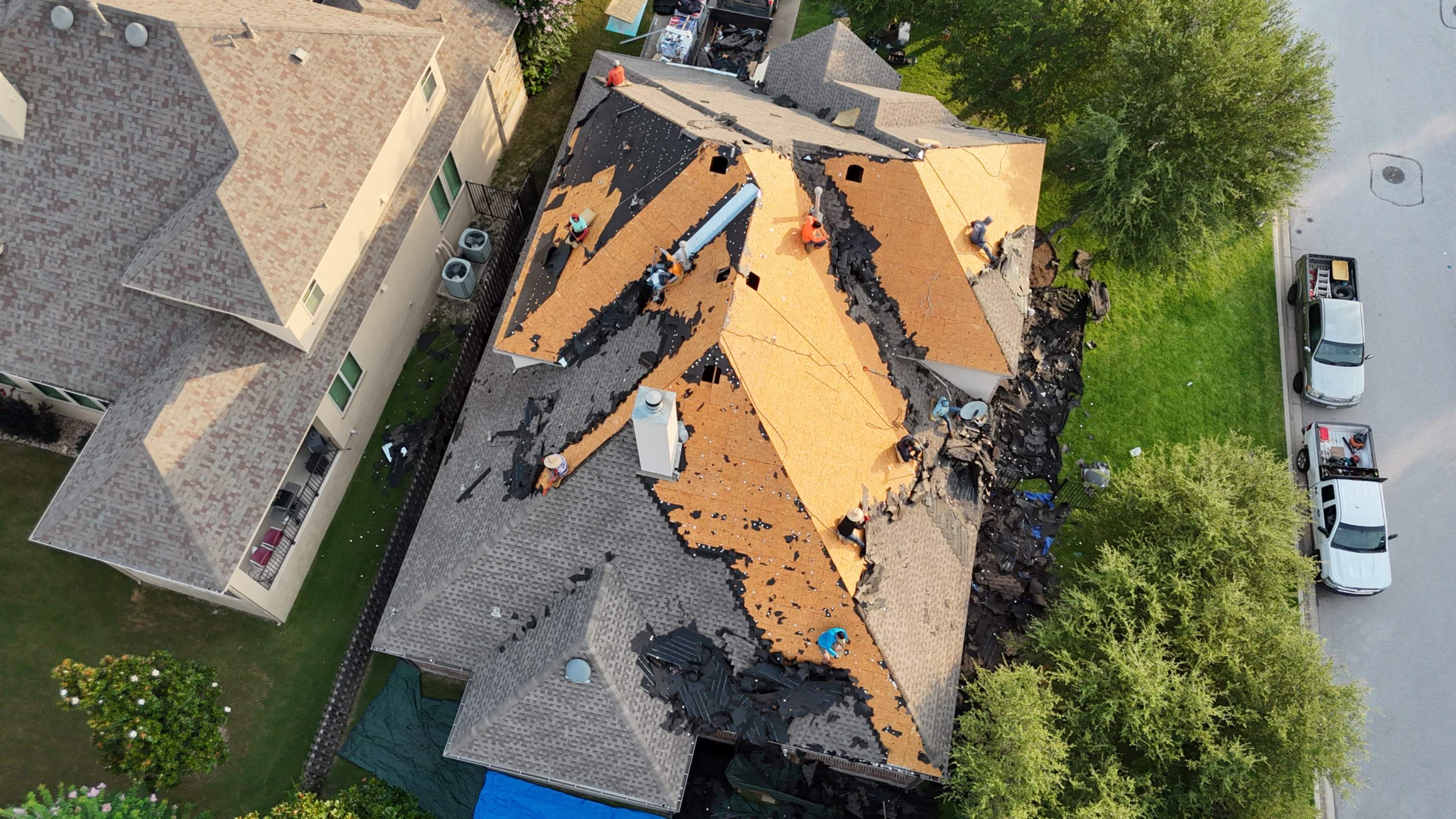 Austin Residential Roof Installation with GAF Shingles and Radiant Barrier by RoofsOnly.com