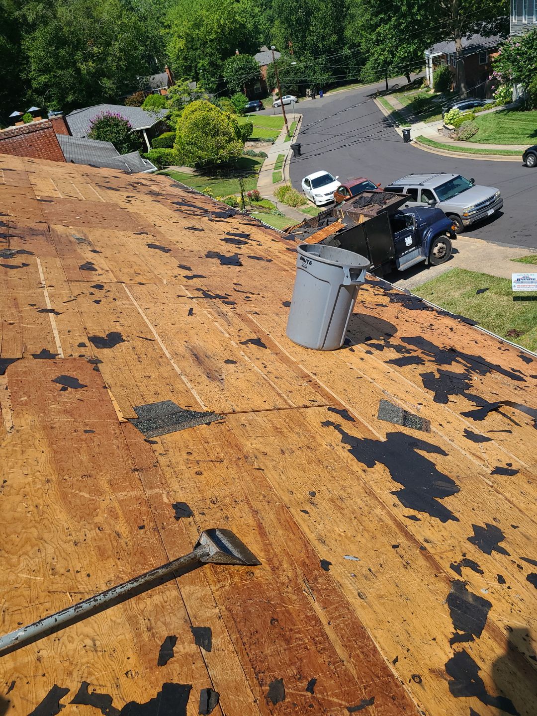 Arlington: Roof Replacement with CertainTeed Landmark Pro in Max Def Georgetown Gray by RM Banning, Inc.