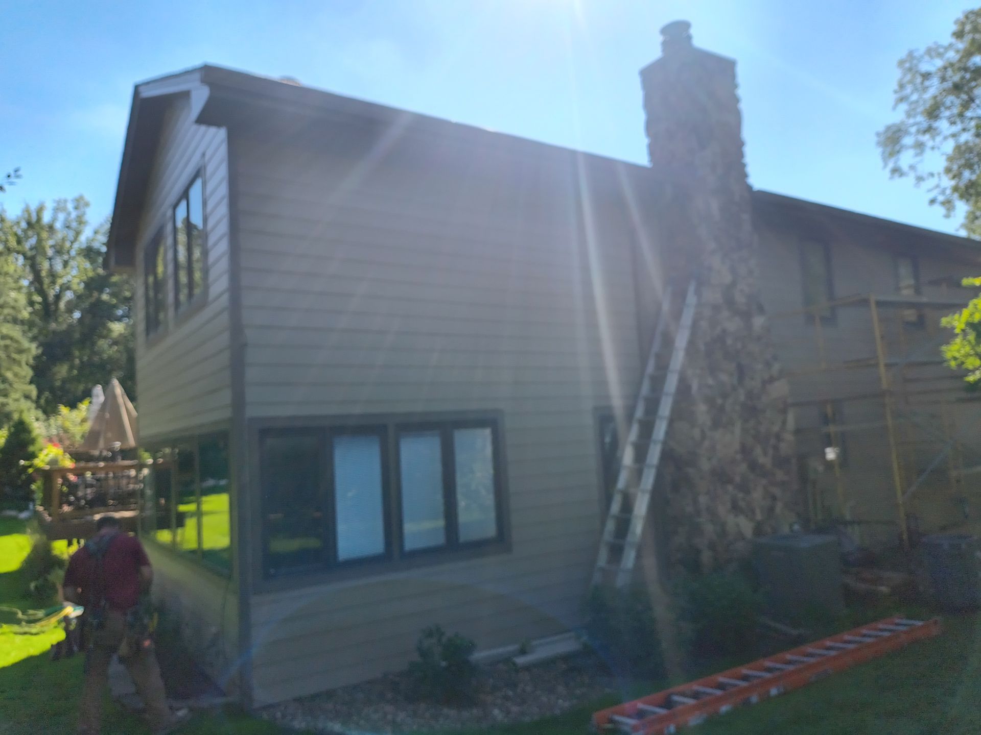 6" EDCO Timber Gutter Installation with Black Screen Gutter Covers – Mendota Heights, MN by Next Level Seamless Gutters / Exteriors Inc.