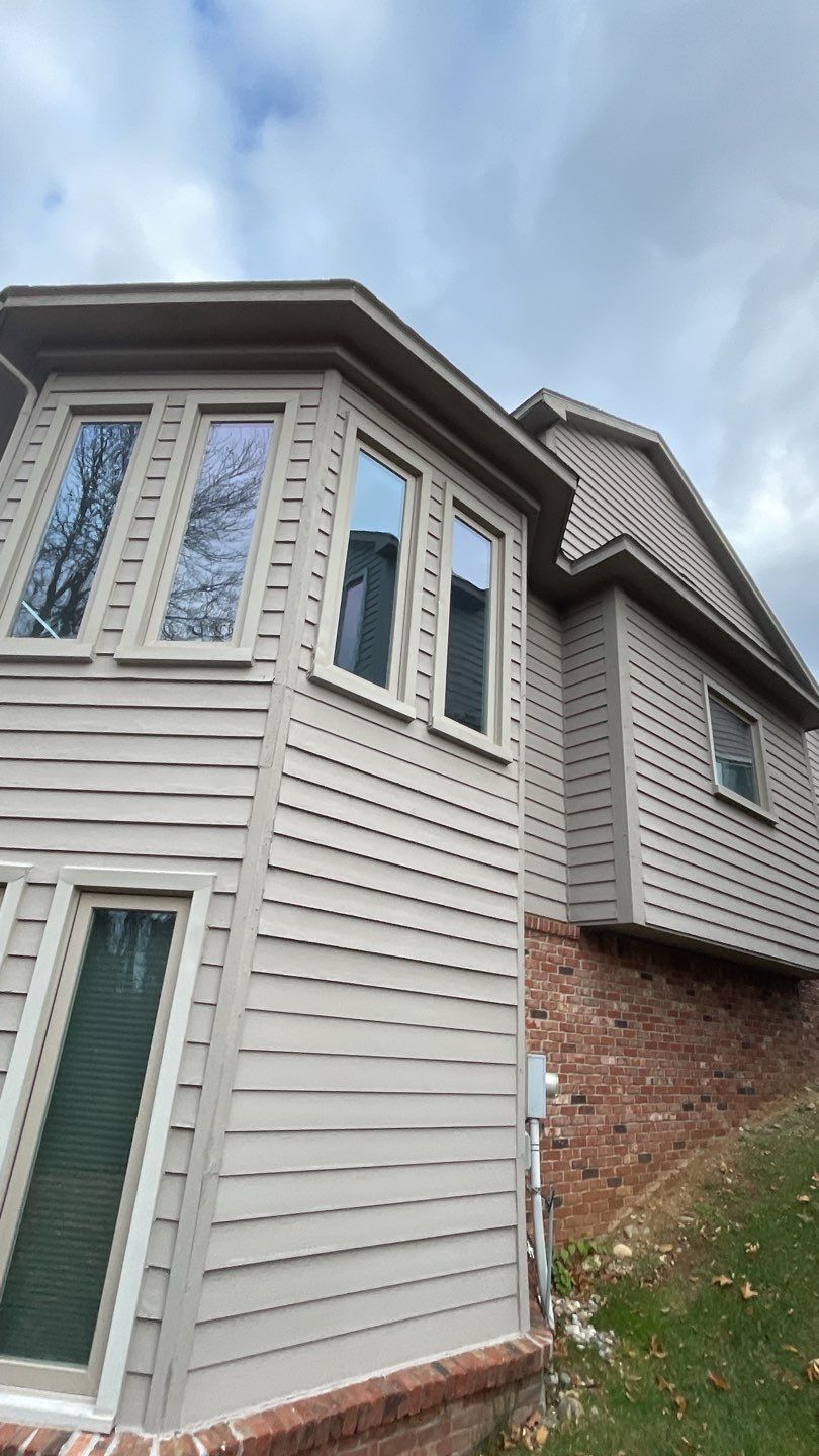 Siding Replacement using CertainTeed Monogram D5 Clapboard by 180 Contractors