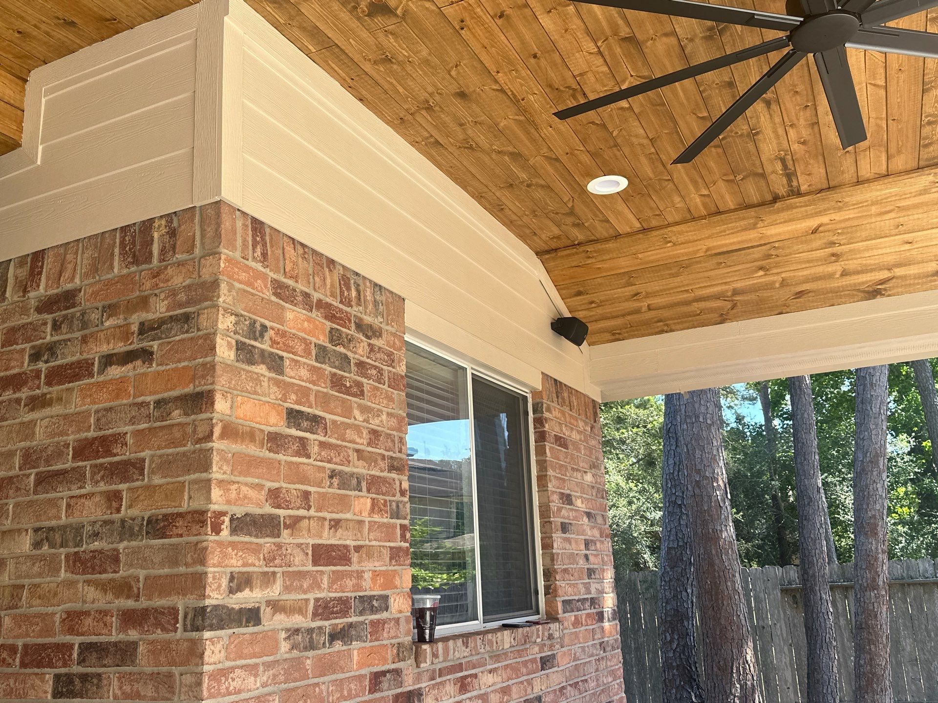 Pool, Patio Cover and Summer Kitchen in Sterling Ridge by SophAlx LLC