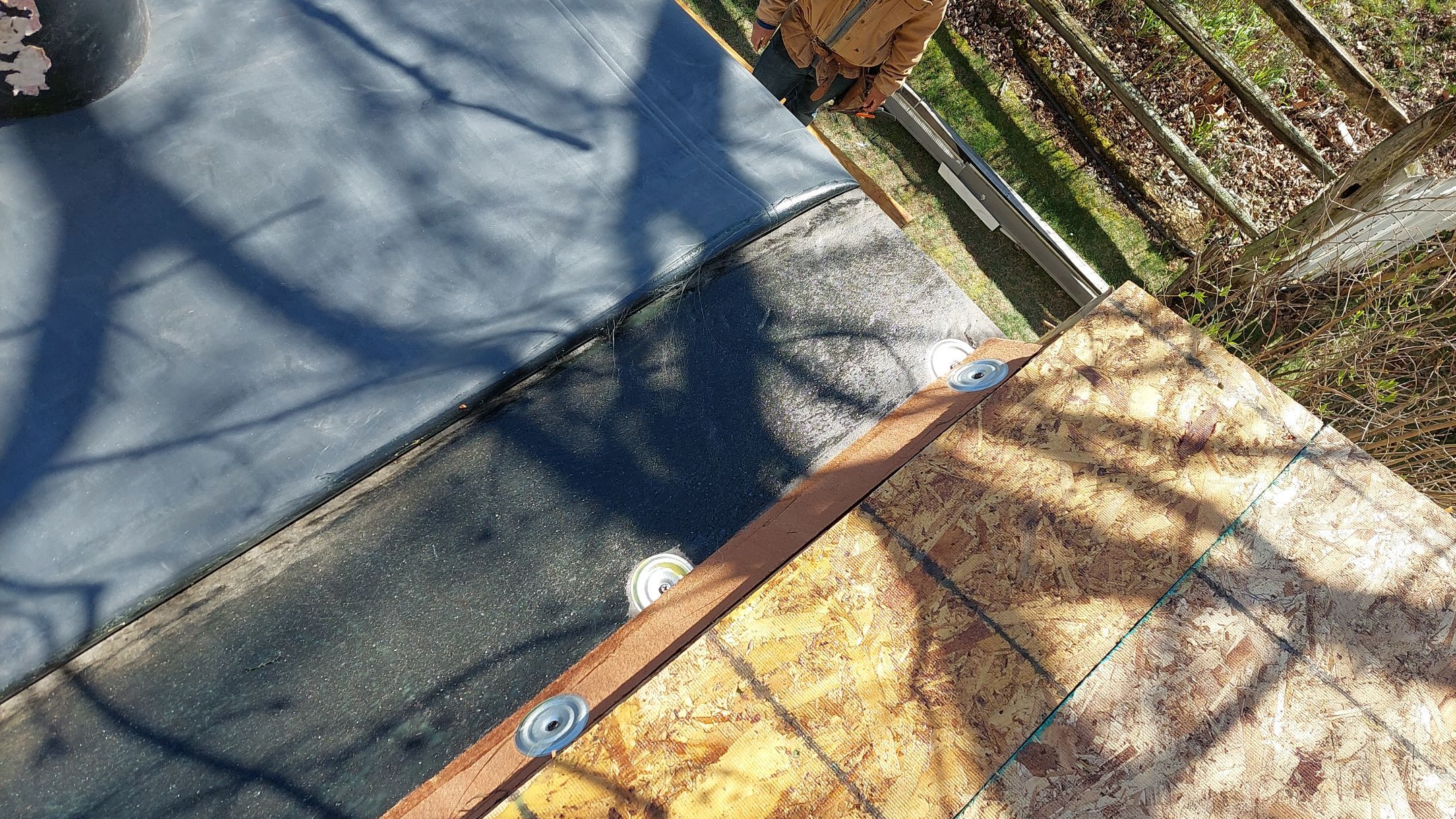 Black Shadow & Rubber by Tamlin Roofing