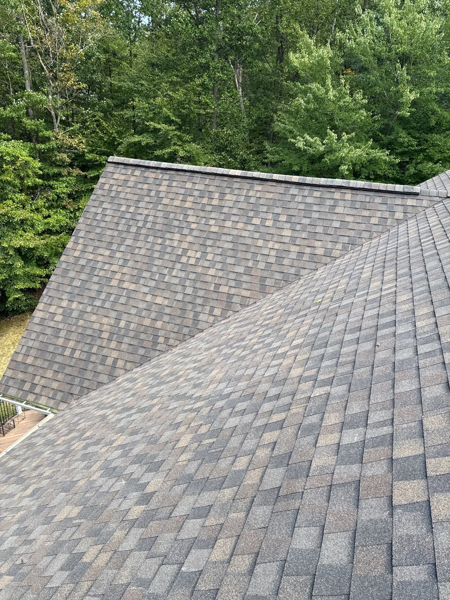 Fairfax station: Residential Roof with CertainTeed Landmark Pro in Max Def Shenandoah  by RM Banning, Inc.