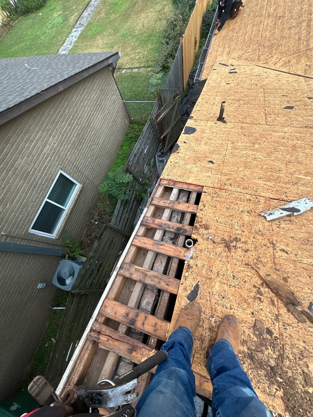 Roof Replacement Houston by Roof Repair Company