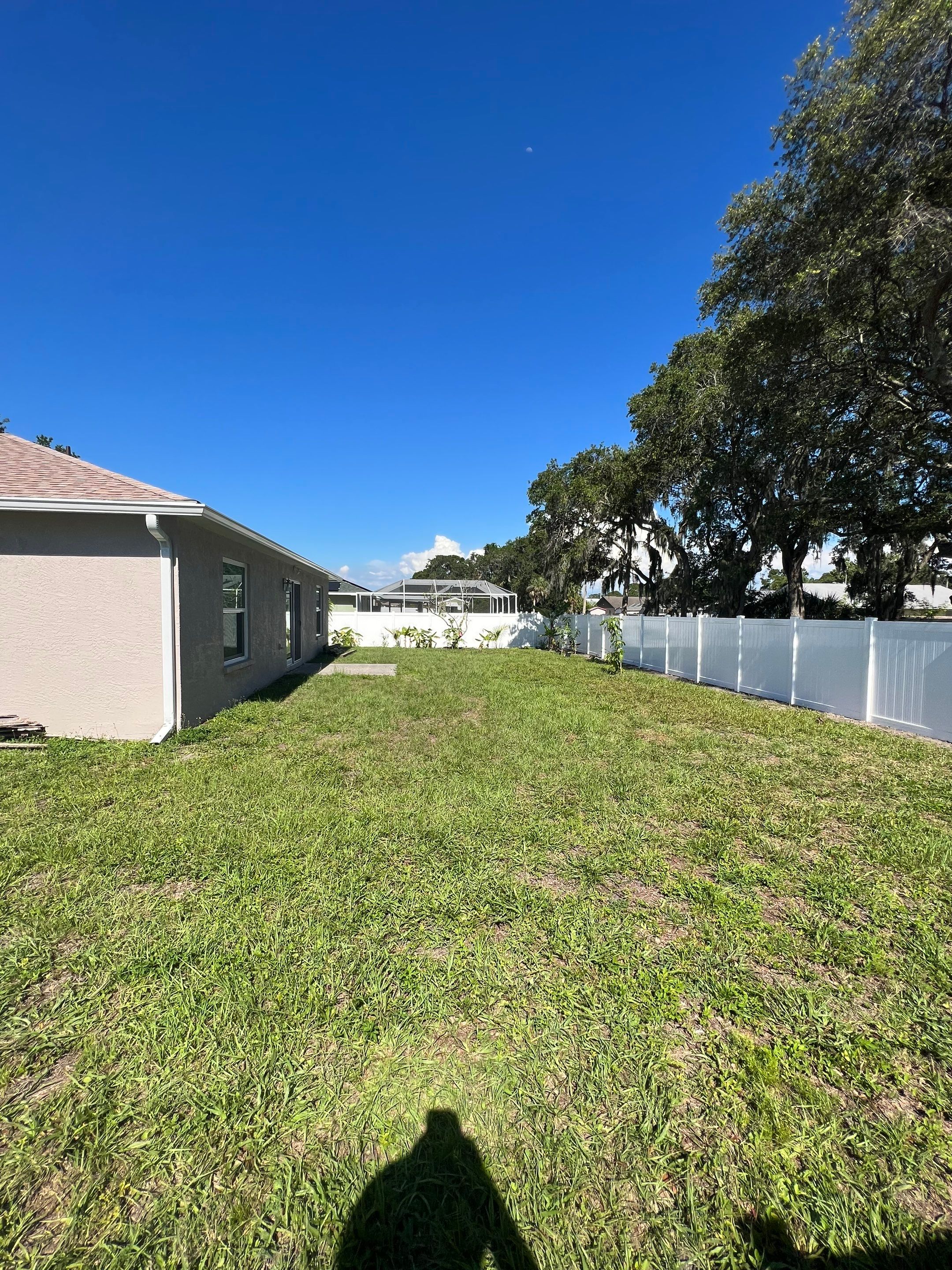 Palmetto, FL 6ft. Tall White Vinyl Privacy Fence  by Asap fence and gates, LLC
