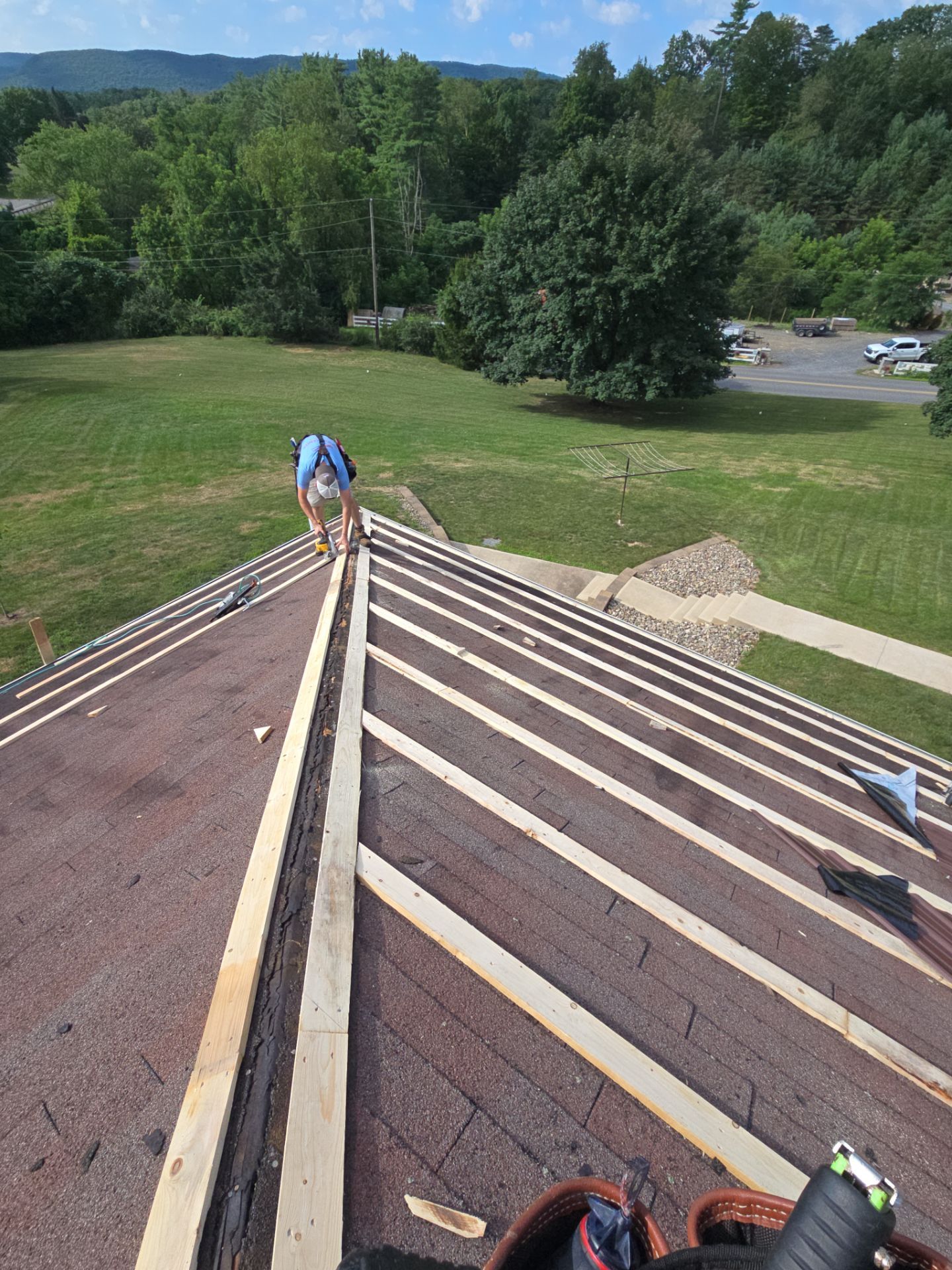 Pam and Bill Full Metal Roof Installation by Good Hands Roofing