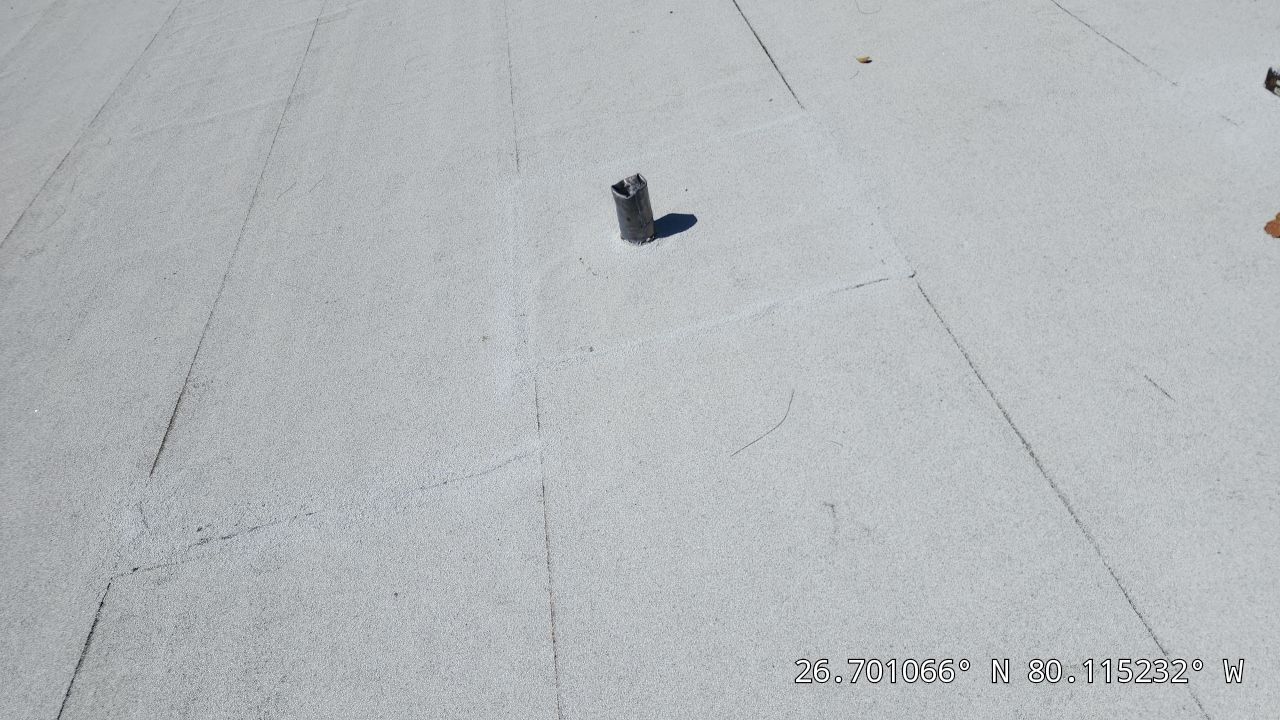 Flat Roof Repair in West Palm Beach – Professional, Efficient, and Leak-Free Solutions by Aastro Roofing