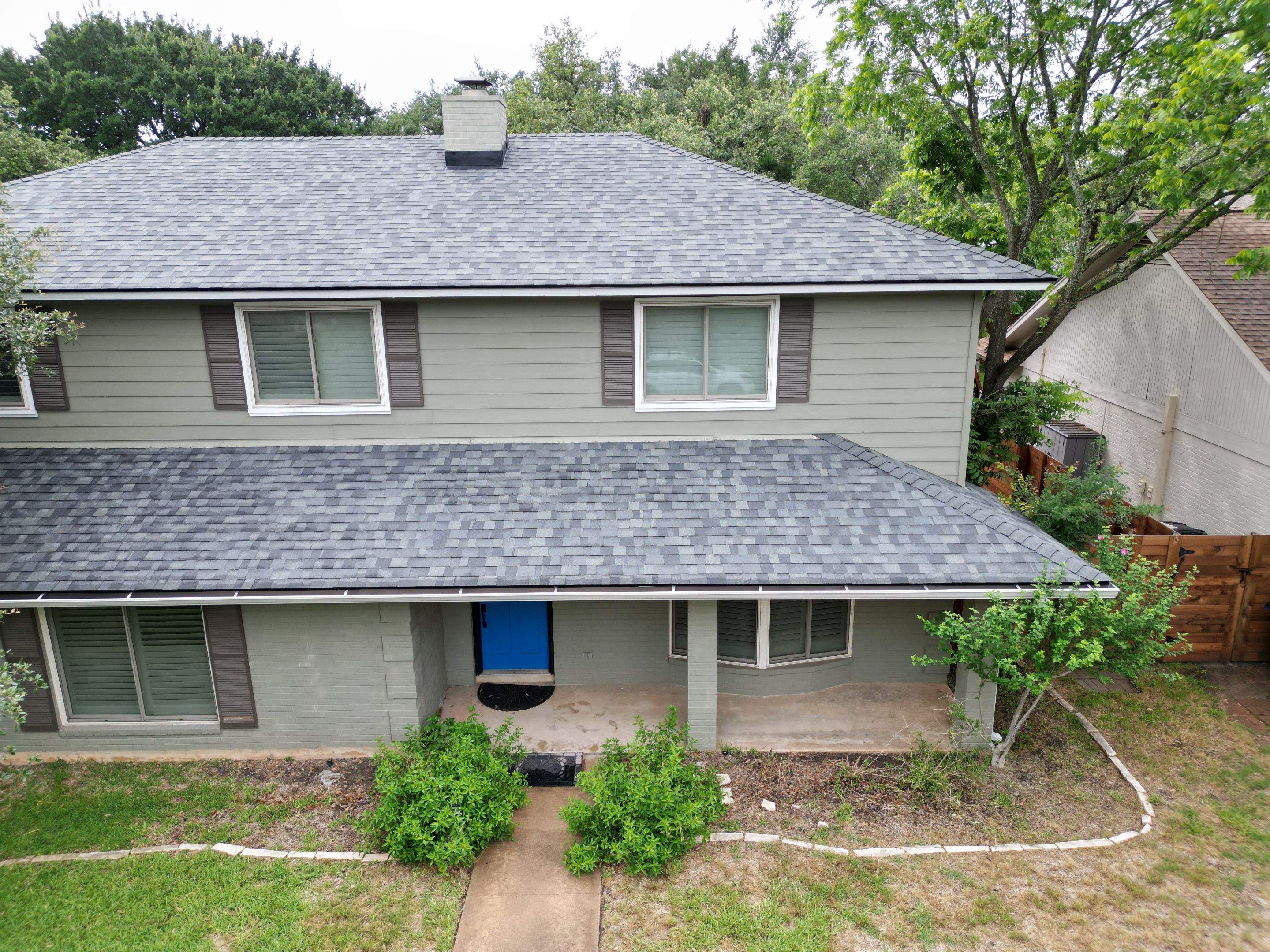 Estate Gray - Owens Corning TruDefinition Duration by RoofsOnly.com