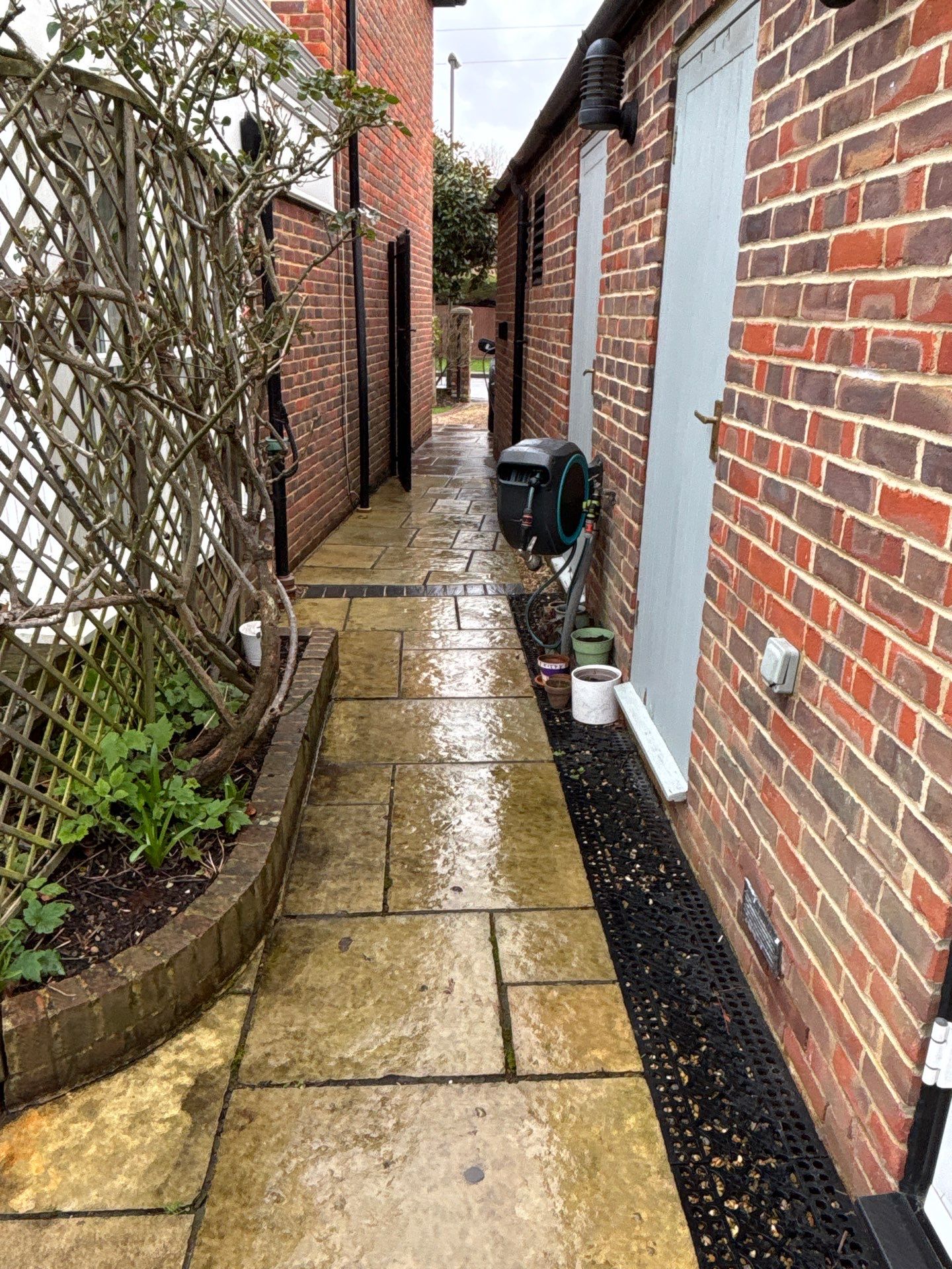 Slate Roof And Patio Clean by Ges Exterior Cleaning ltd