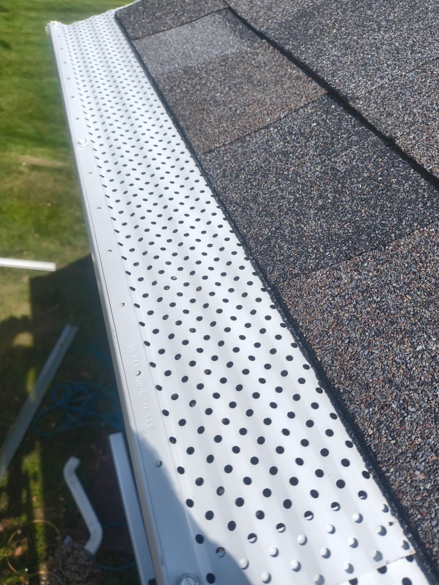 5-Inch Seamless Gutters with Leaf Exterminator – Plymouth, MN by Next Level Seamless Gutters / Exteriors Inc.