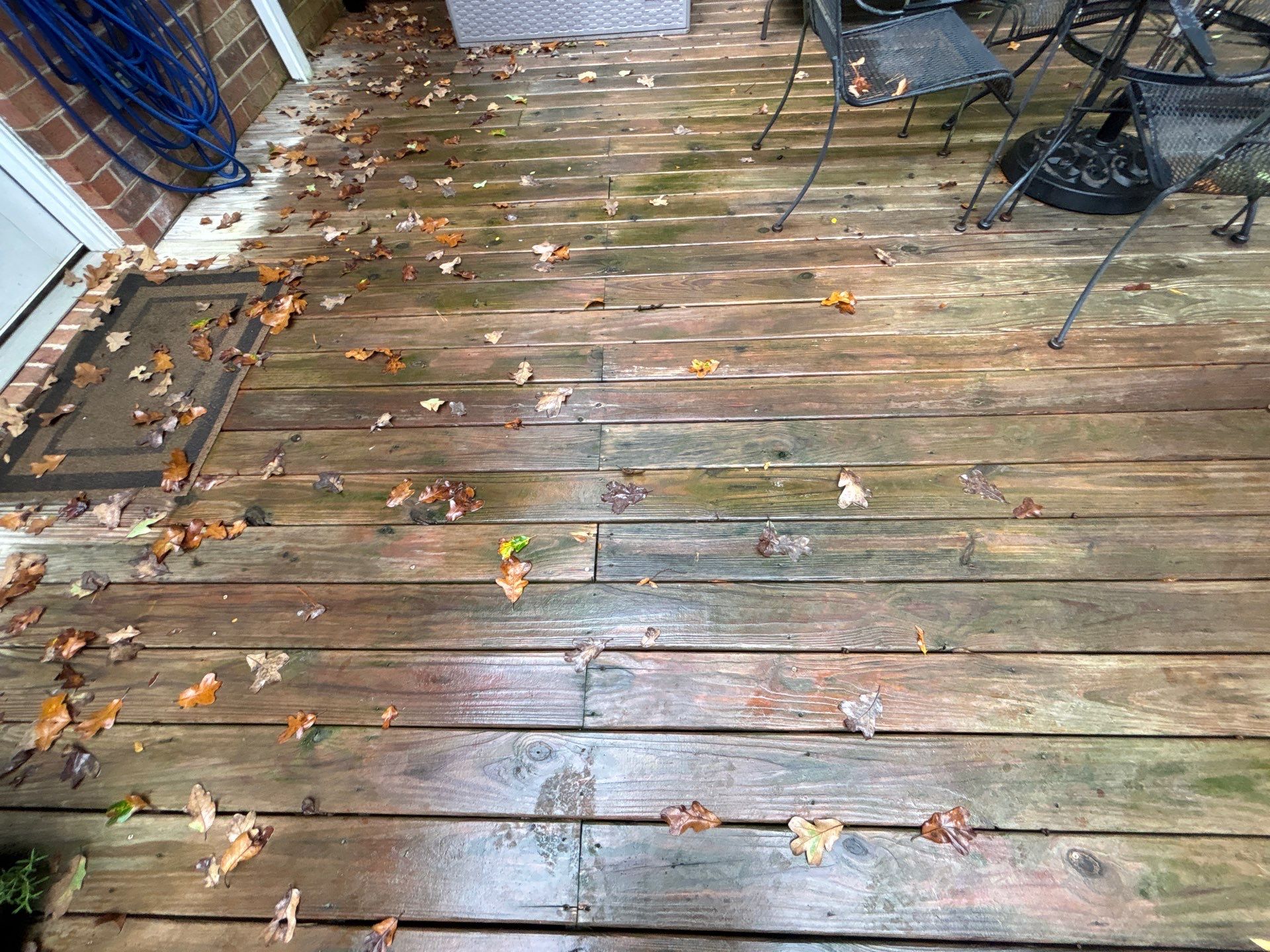 Wood Deck using Wood Sealant by DuraSeal