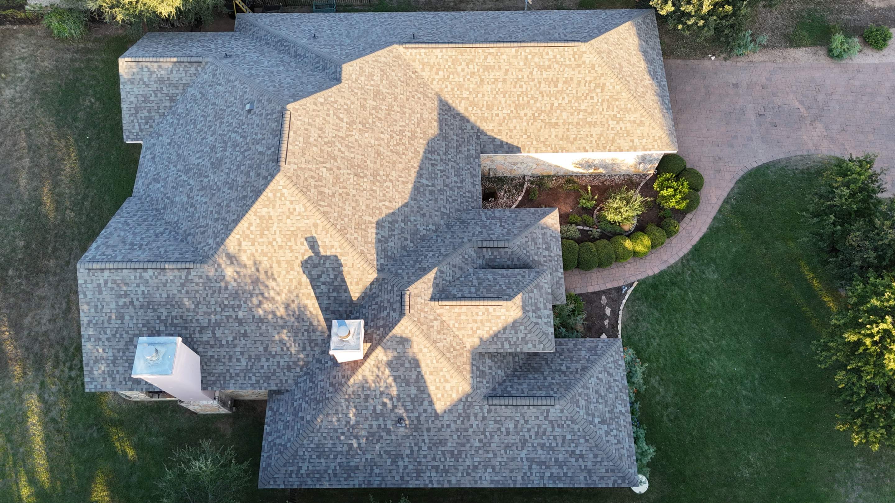 Driftwood - Owens Corning TruDefinition Duration by RoofsOnly.com