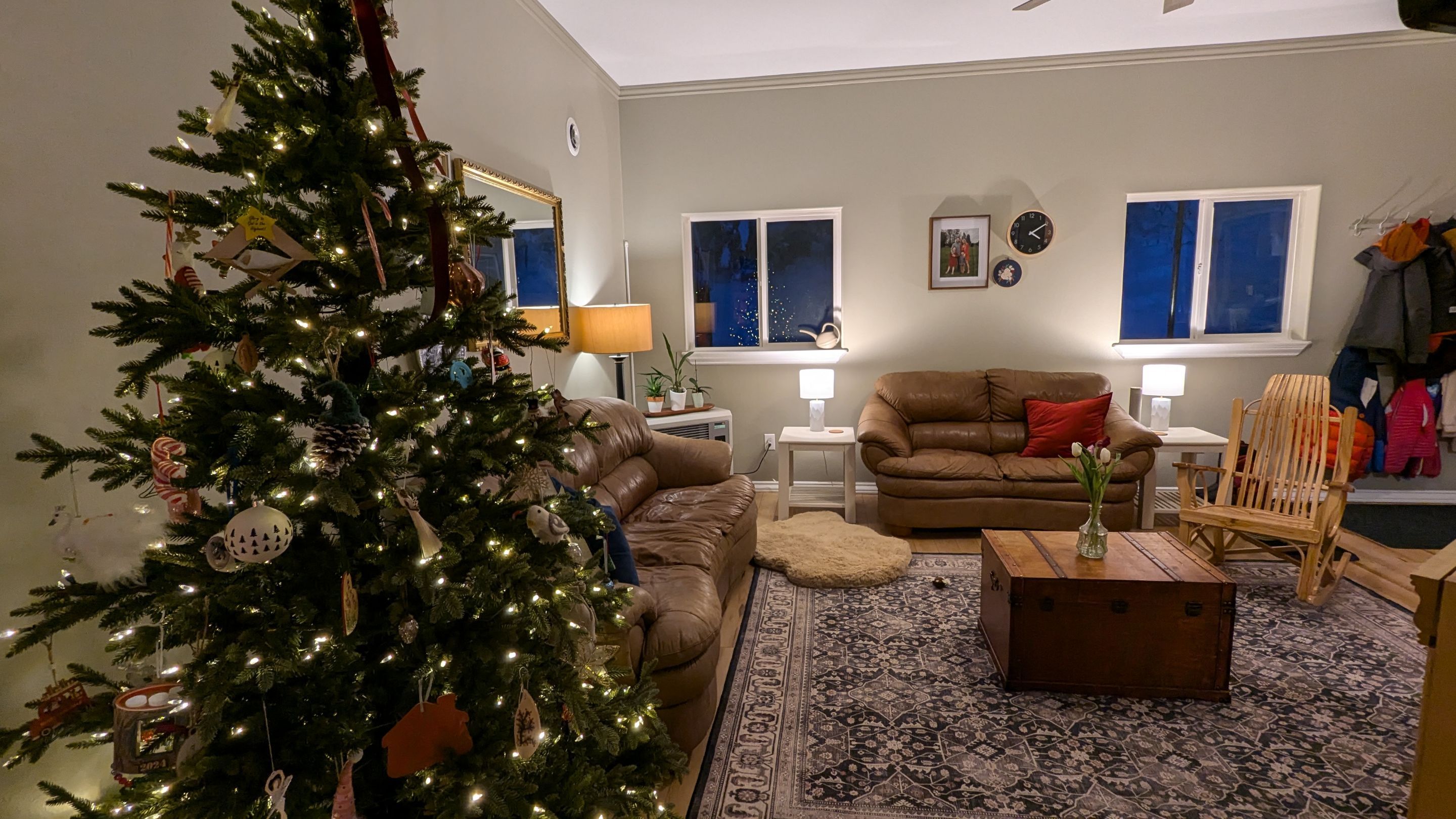 Living Room Interior Repaint by Midnight Sun Painting
