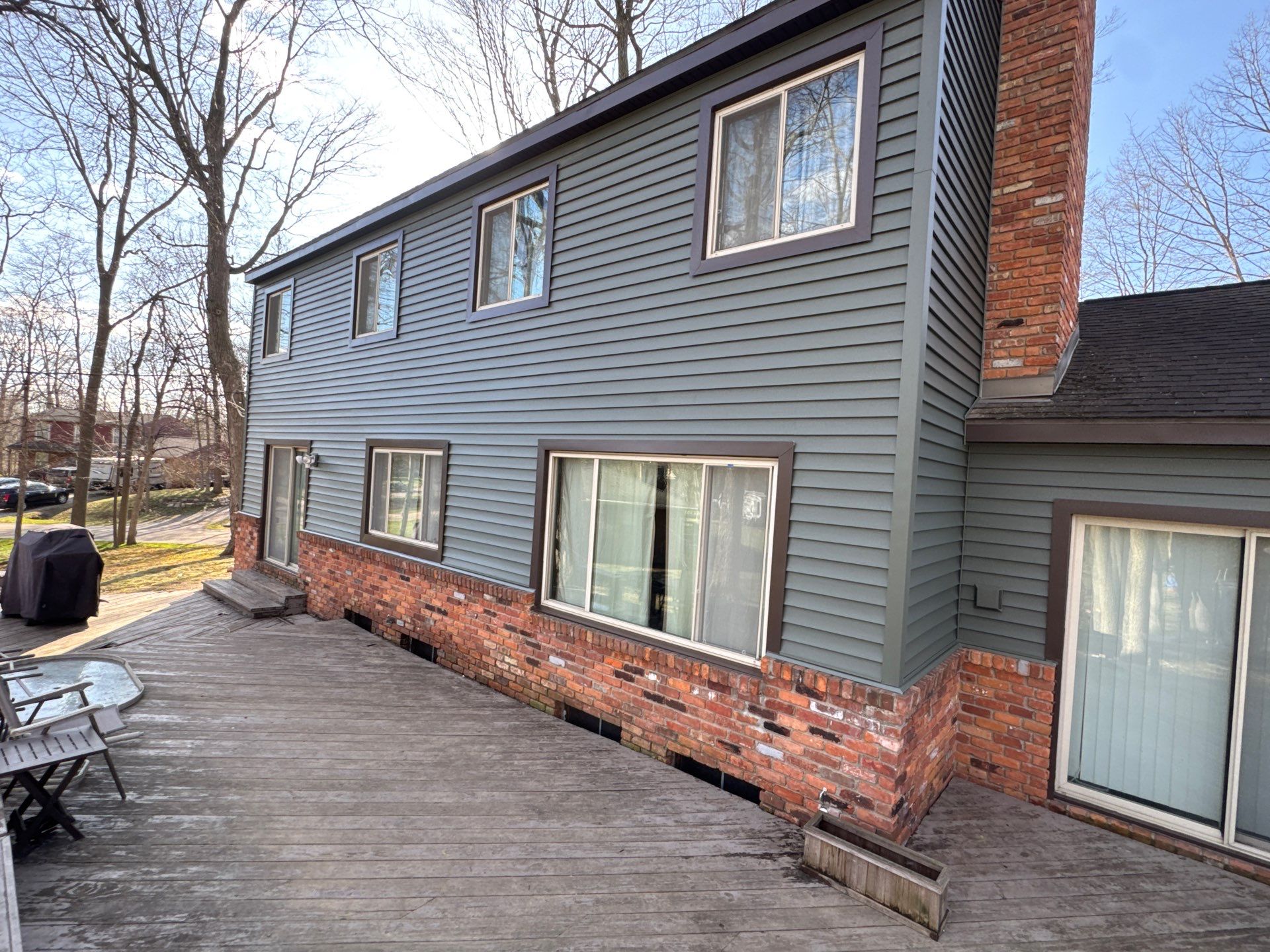 Siding Replacement using Alside Charter Oak D4.5" Deep Moss by 180 Contractors