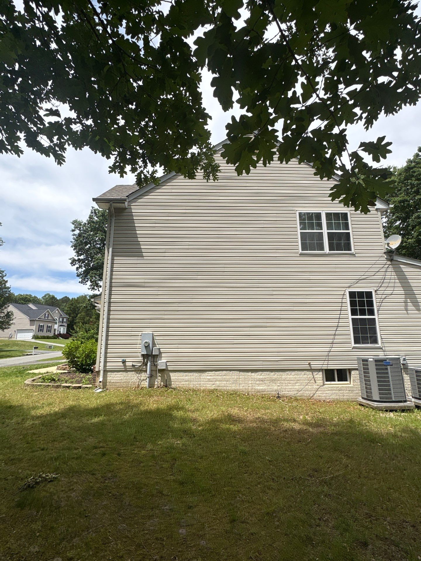 Siding Installation using Vinyl CertainTeed Main Street by ExteriorPros
