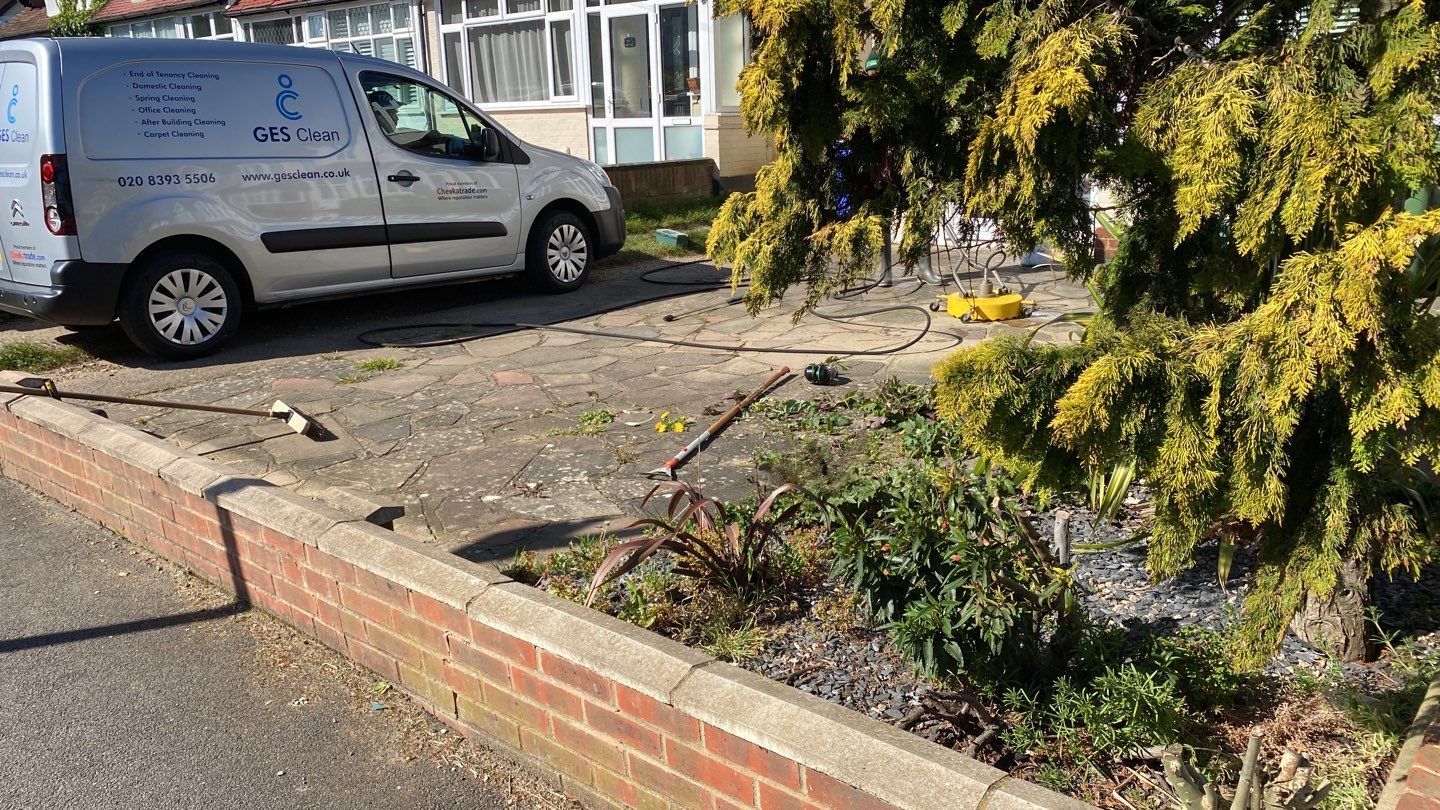 Crazy Paving using honda 21 ltr/min by Ges Exterior Cleaning ltd