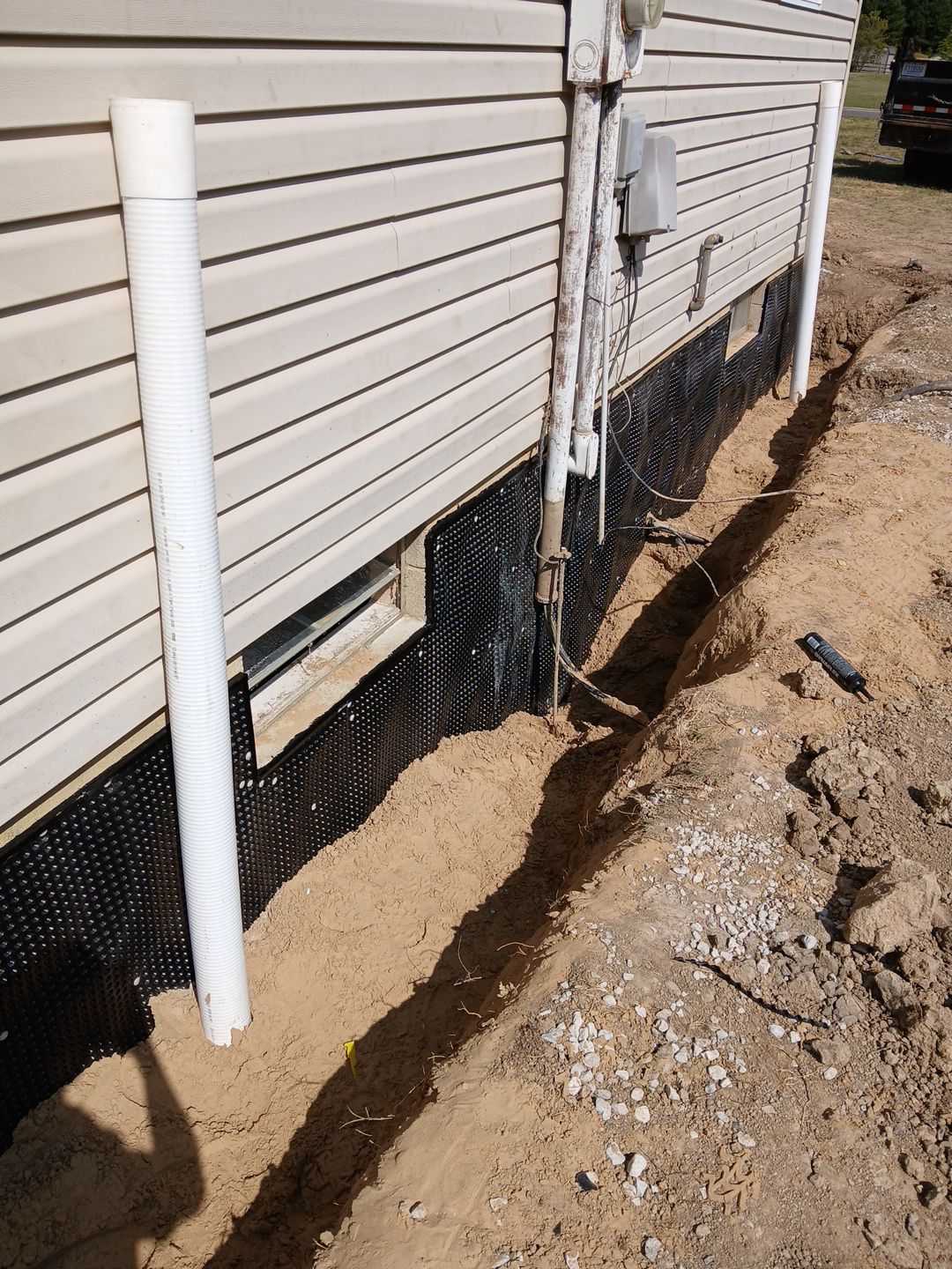 Exterior Waterproofing & Embedded Fiber Reinforcements by Toledo Basement Repair