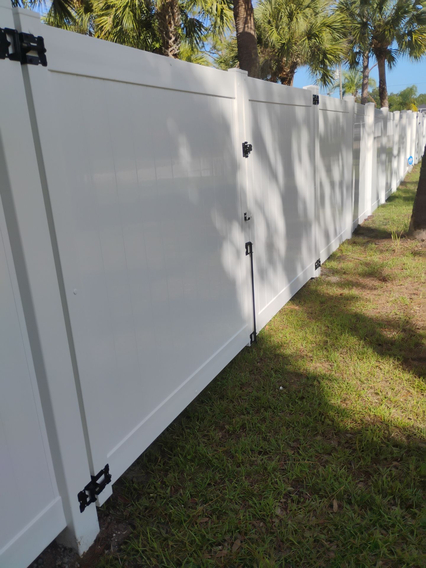 Vinyl Privacy Fence and Double Gate Installation in North Port by True Fence LLC