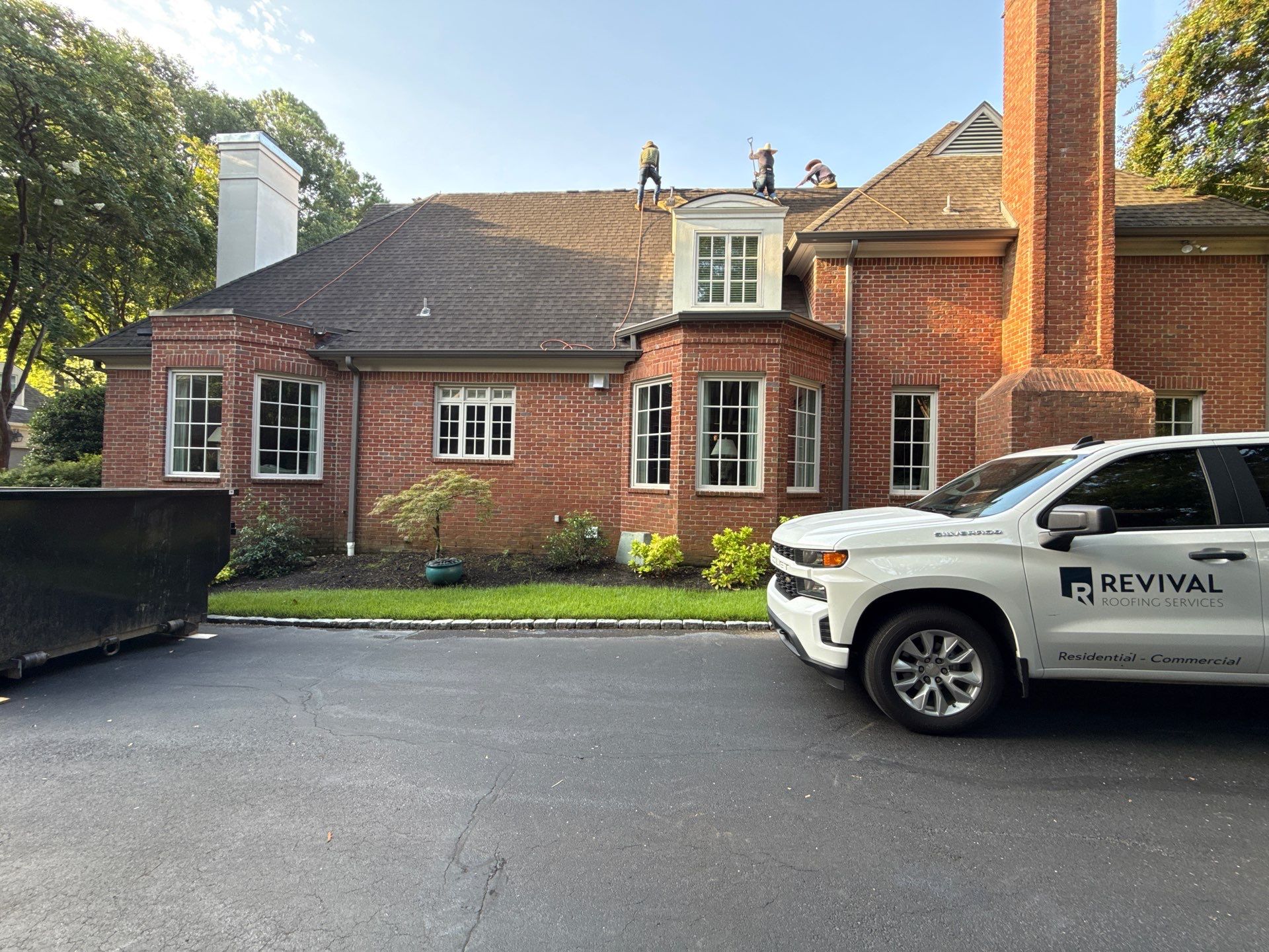 Memphis Residential Roof Replacement with GAF Timberline HDZ Shingles by Revival Roofing Services