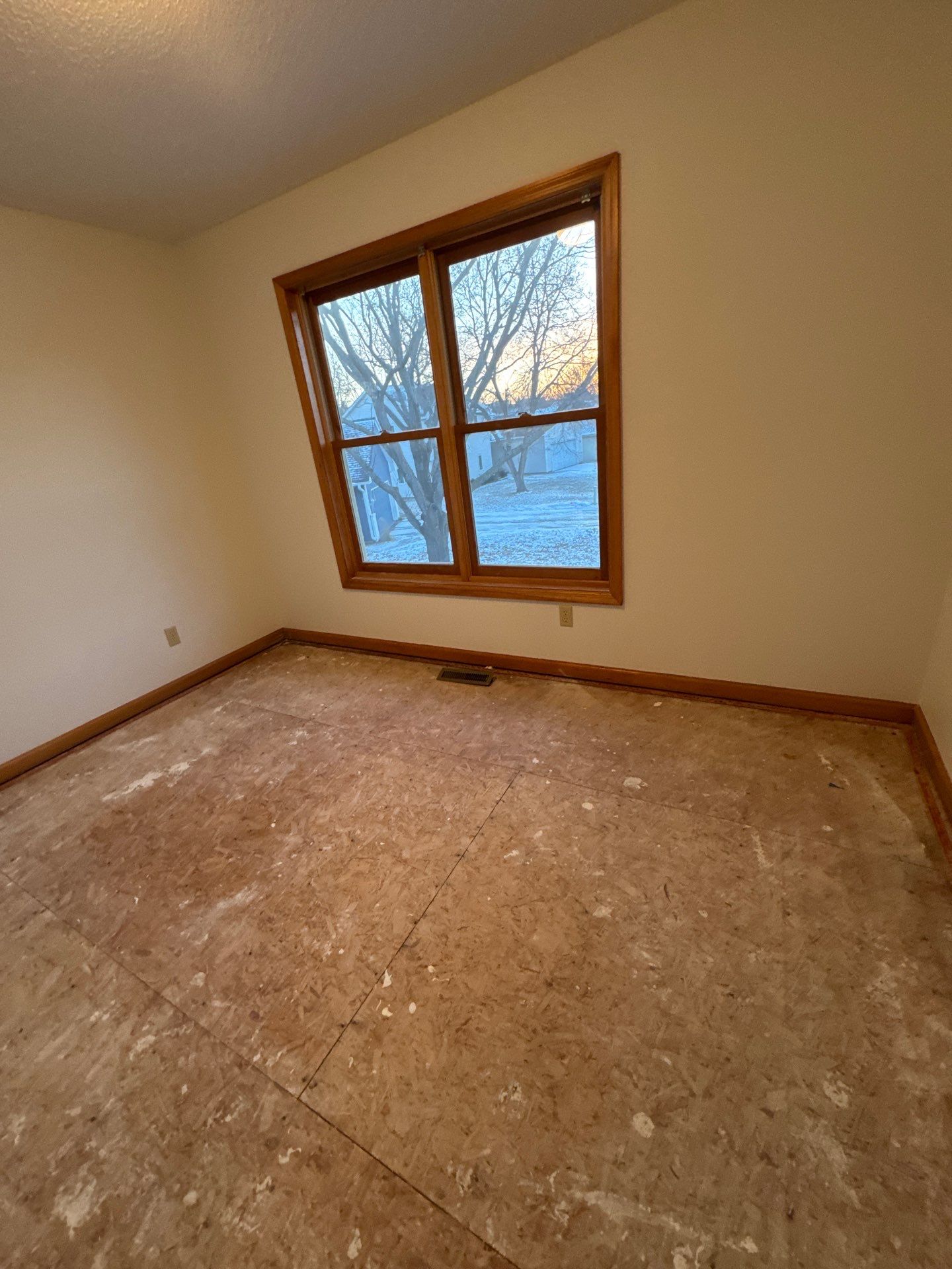 Tour the entire process of painting an interior by The Hillcrest Company 