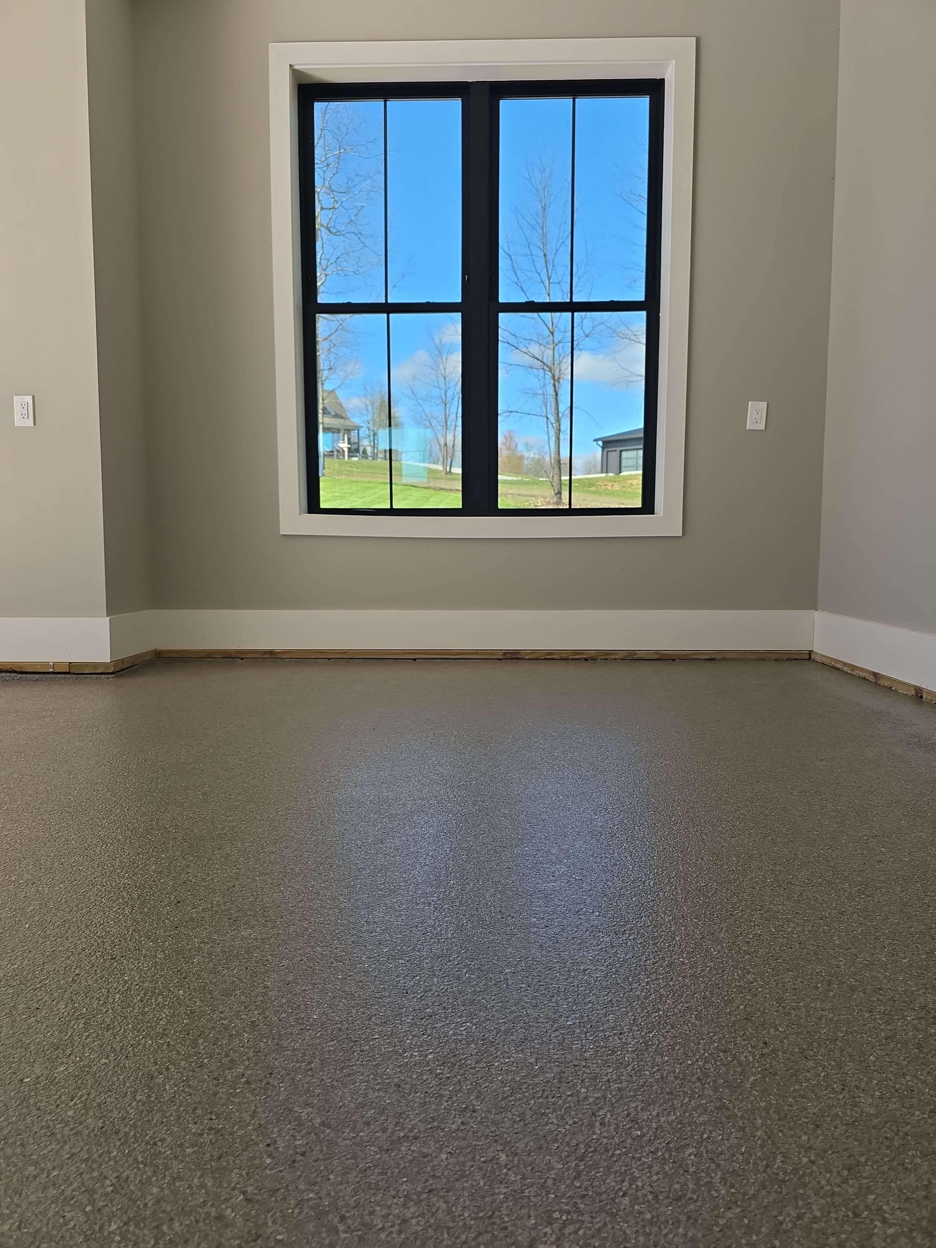 Standalone garage in the Jasper Highlands neighborhood! by Elite Floor Solutions
