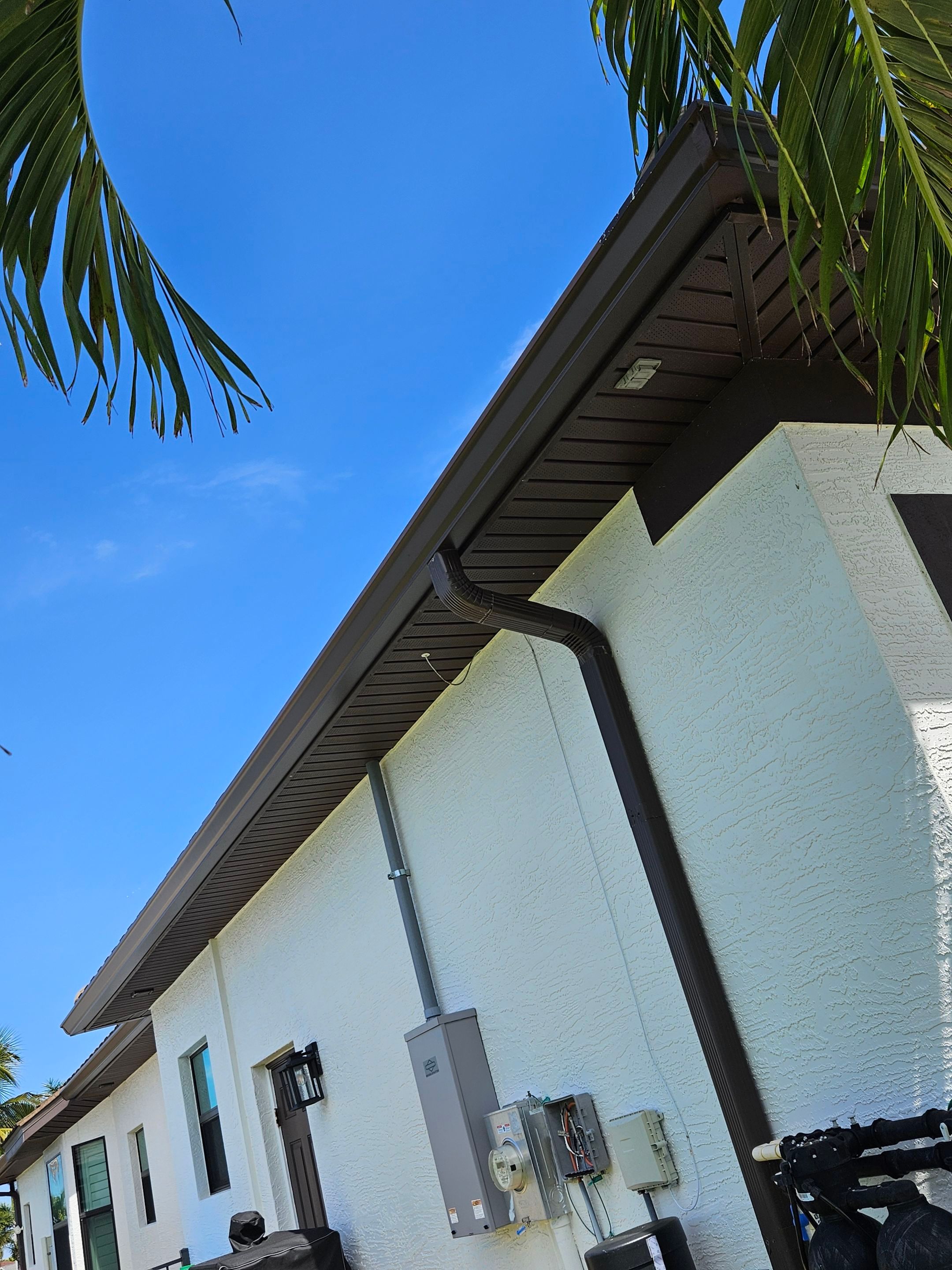 6 Inch Seamless Gutters using Musket Brown Seamless Gutters in Cape Coral FL by Gutter Professors