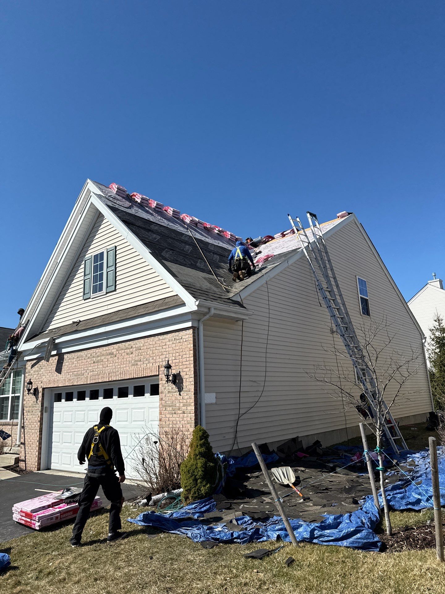New Roof in Middletown NY by roberts roofing