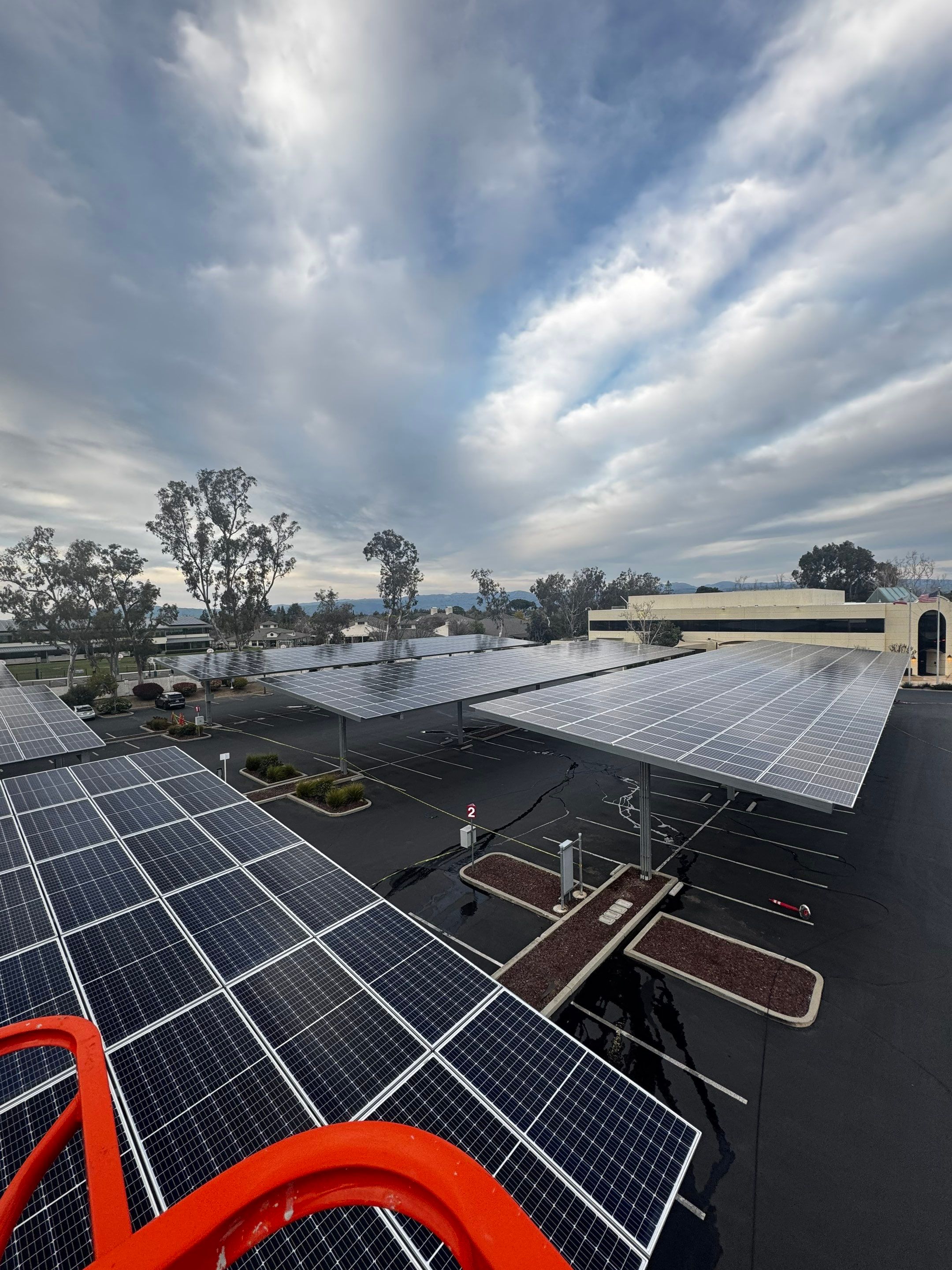 Commercial Solar Panel Cleaning using Deionized Water by All One Solar Shine