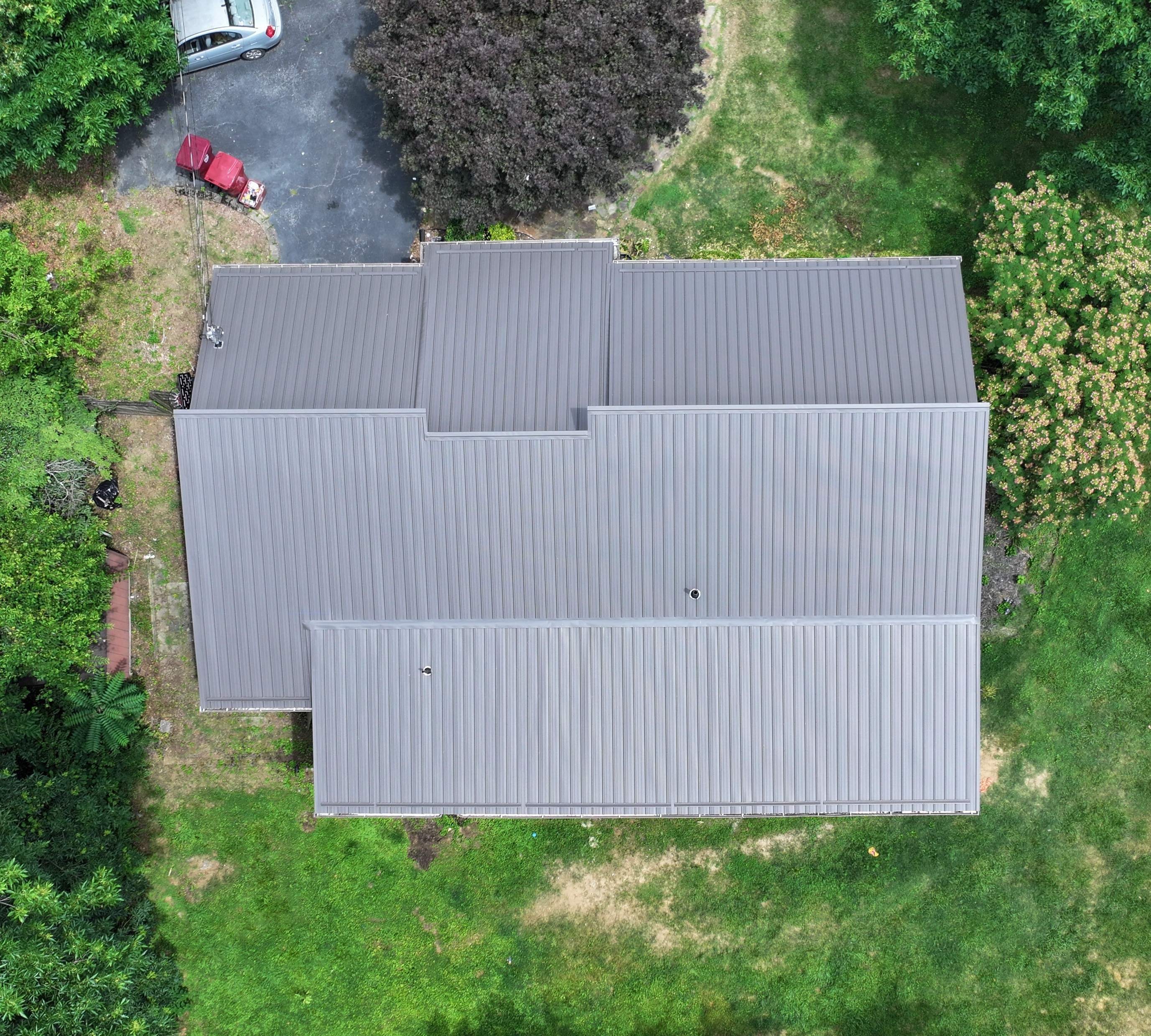 Boggs Residence by Omnia Roofing