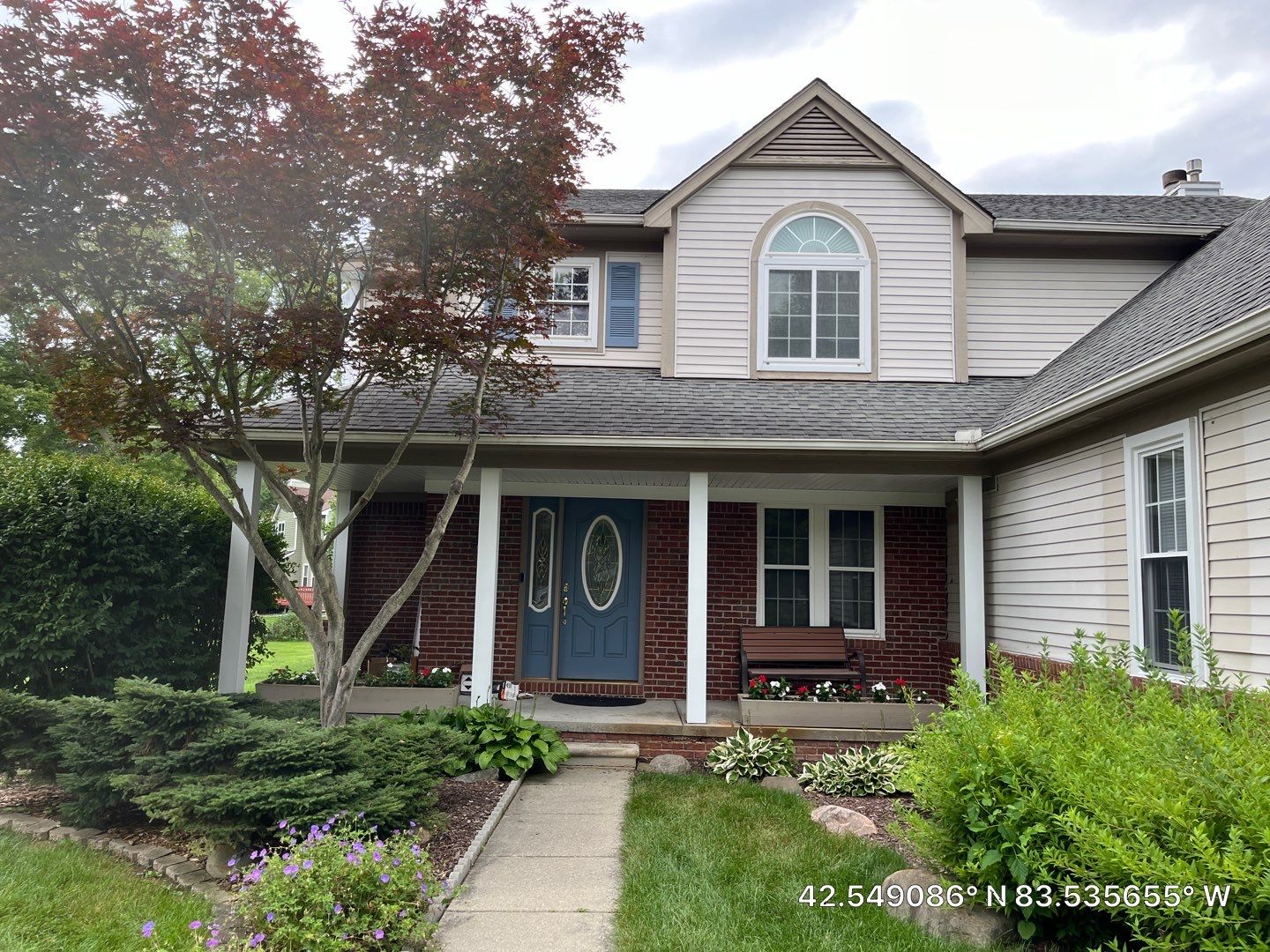 Siding Replacement using Certainteed Restoration Classic D4 by 180 Contractors