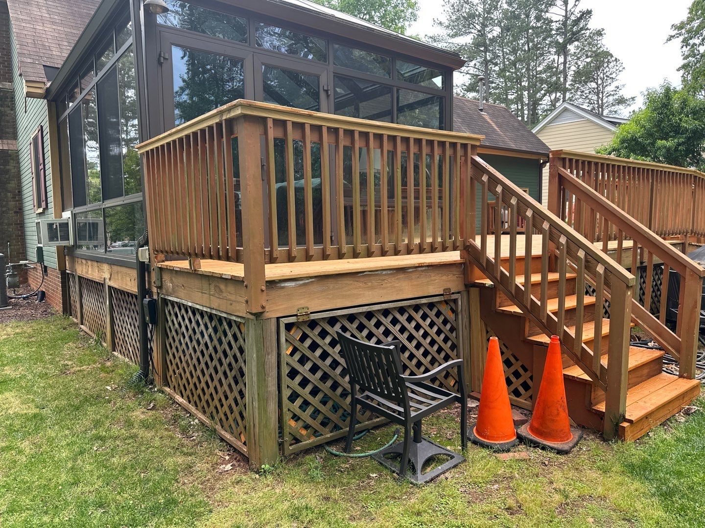 Weathered Deck using AcryFin by DuraSeal
