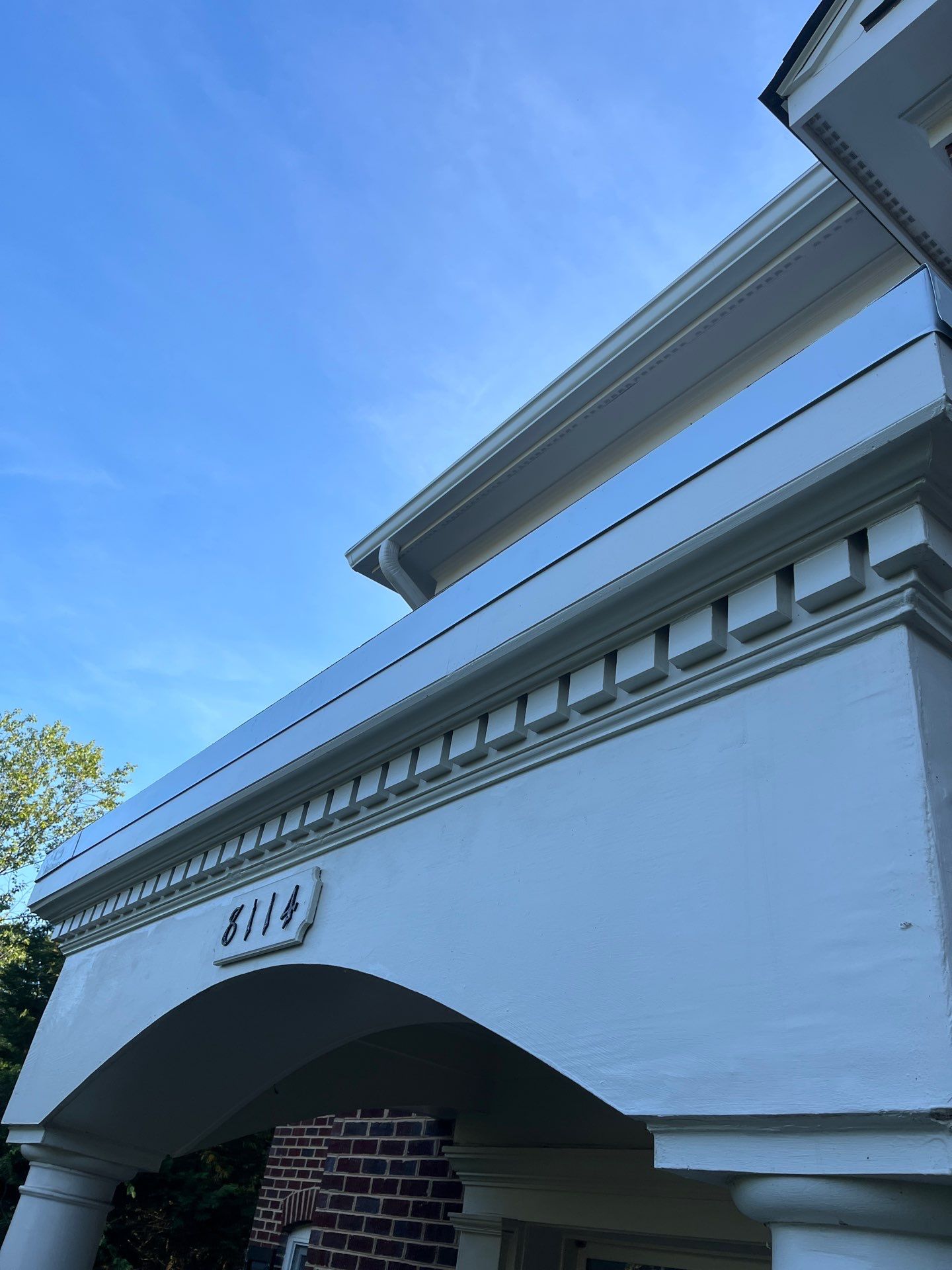 Springfield: CertainTeed Landmark Pro Designer Shingles in Max Def Charcoal Black by RM Banning, Inc.