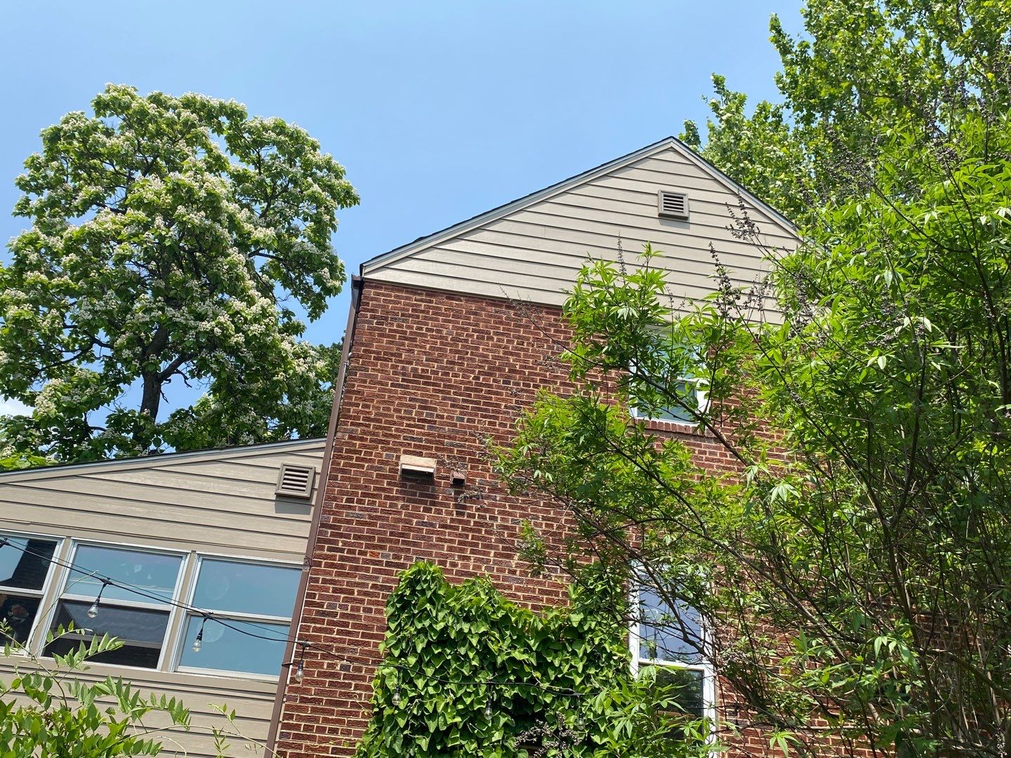 Siding Installation using JH Plank Select Cedermill Eased Edge by ExteriorPros