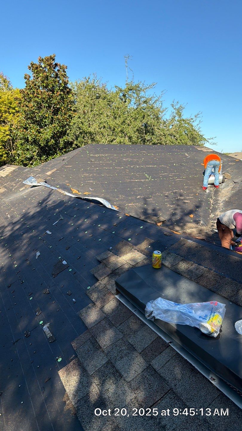 Comprehensive Residential Roof Replacement with Atlas Pinnacle Shingles in Orlando by Fortified Roofing Solutions Corp.