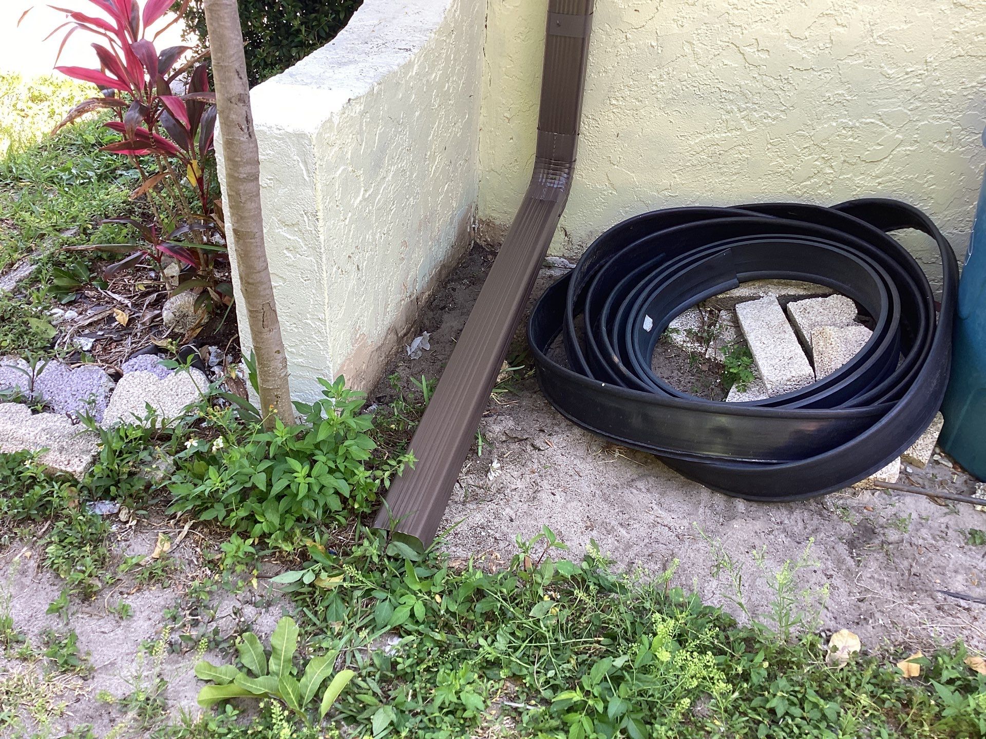Musket Brown Seamless Gutters using 6 Inch Seamless Gutters in Cape Coral FL by Gutter Professors