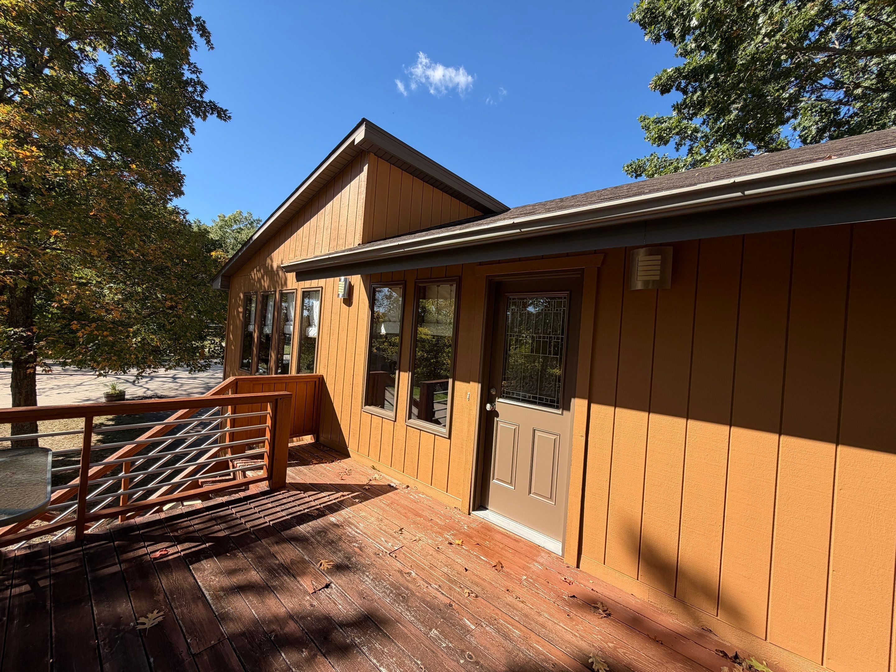 Wood Siding Staining off Eastland Dr by Pezley Painting