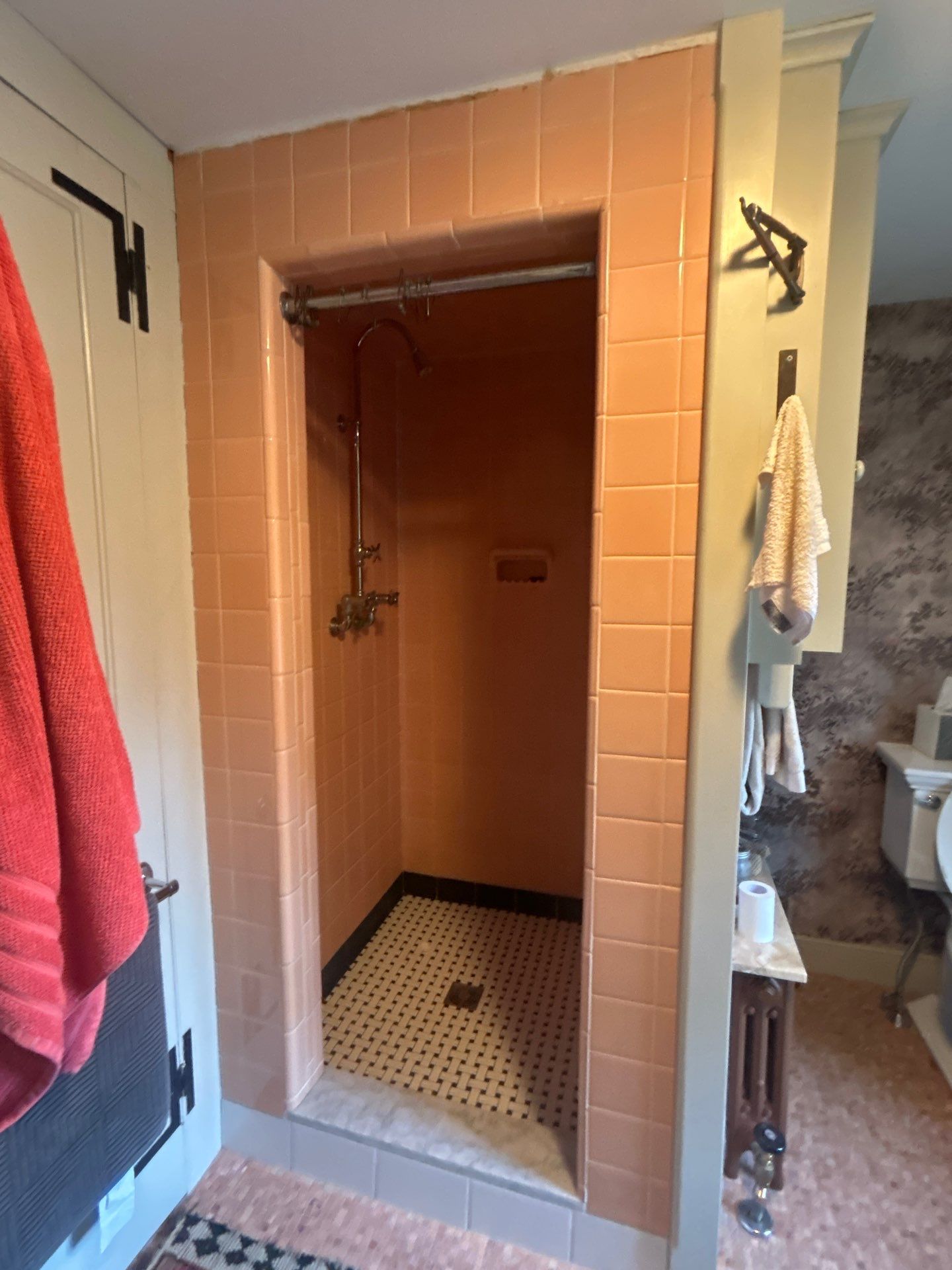 Frameless Shower Door by Cheshire Glass Company