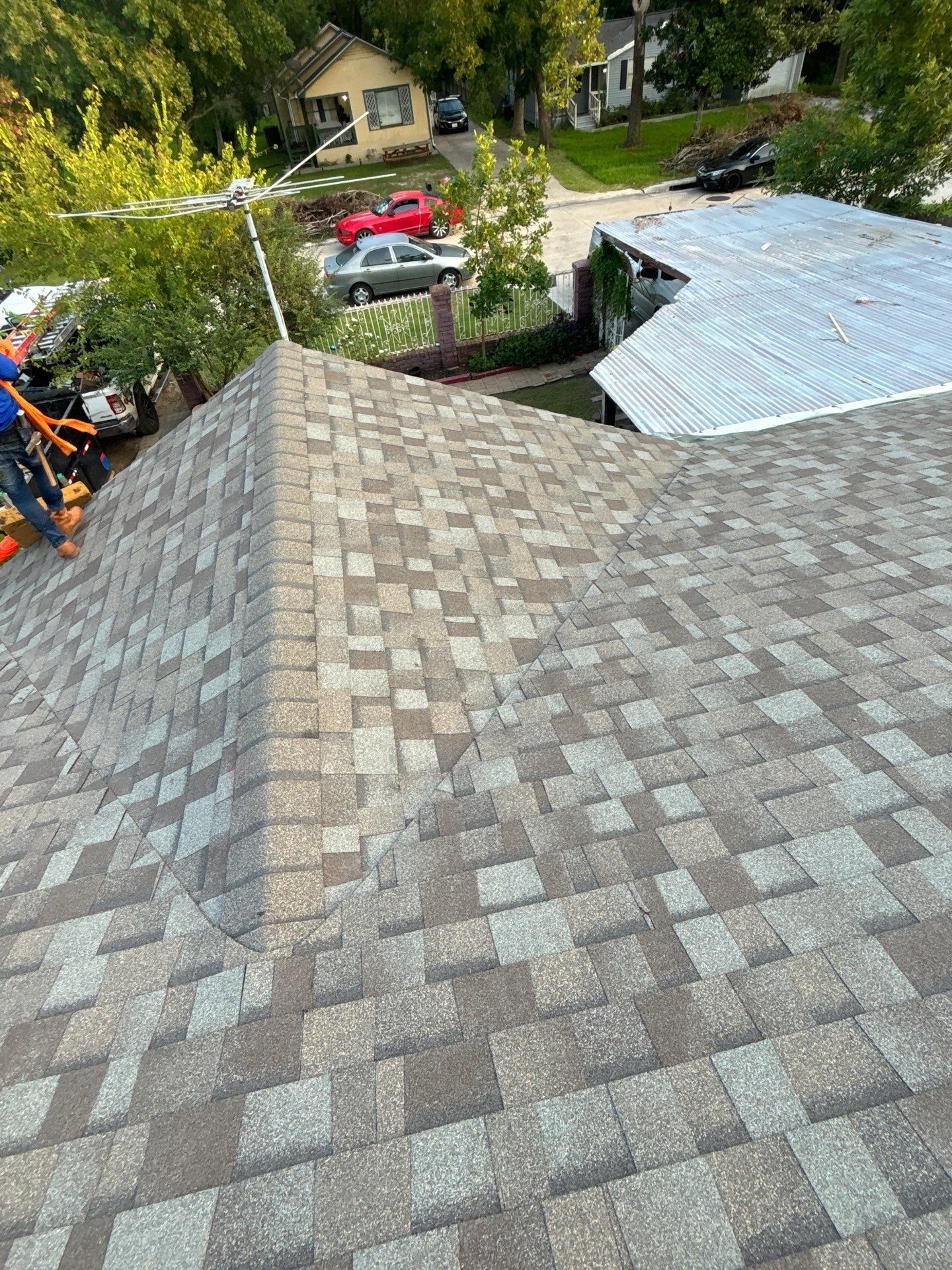 Residential Roofing Installation using Owen's Corning Duration (Lifetime) Shingles by Roof Repair Company