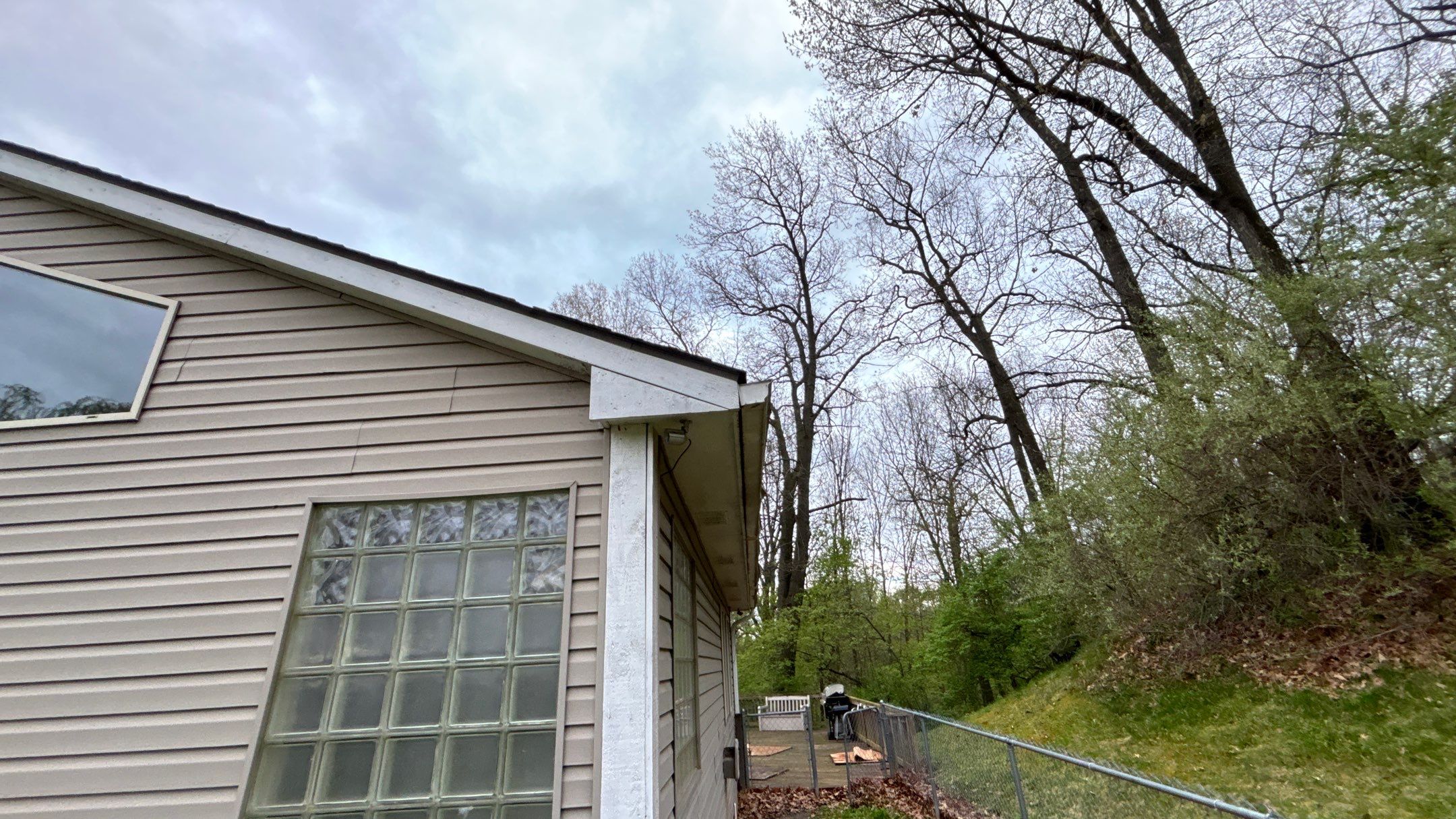 Roof Replacement using Malarkey Vista Brilliant Black by 180 Contractors