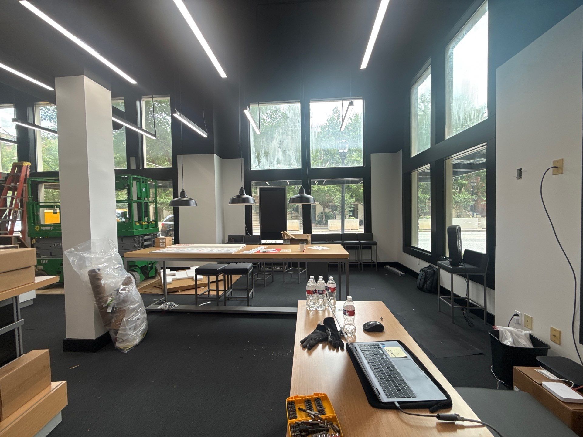 Commercial Retail Build Out for Verizon Mobile in Atlanta by Mark Allan Contracting