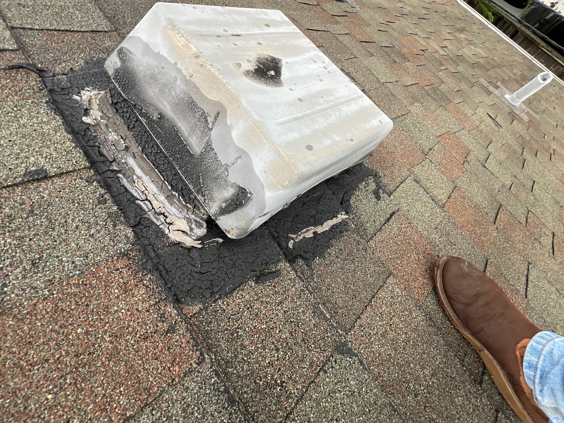 Residential Roofing Repair using Owen's Corning Duration (Lifetime) Shingles by Roof Repair Company