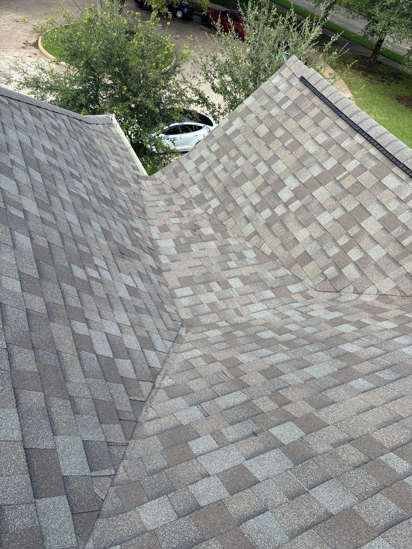 Residential Roofing Installation using Owen's Corning Duration (Lifetime) Shingles by Roof Repair Company
