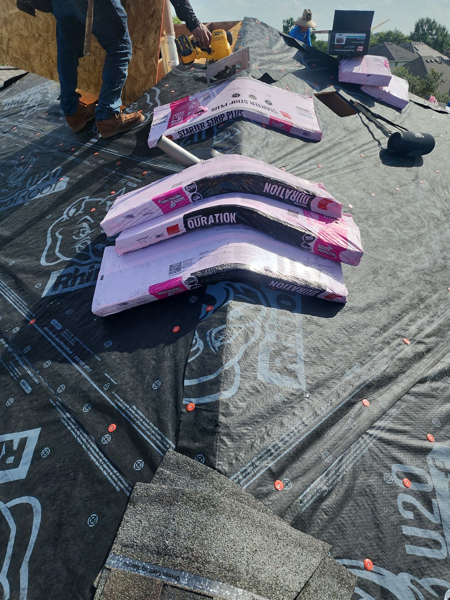 Residential Roofing Installation using Owen's Corning Duration (Lifetime) Shingles by Roof Repair Company